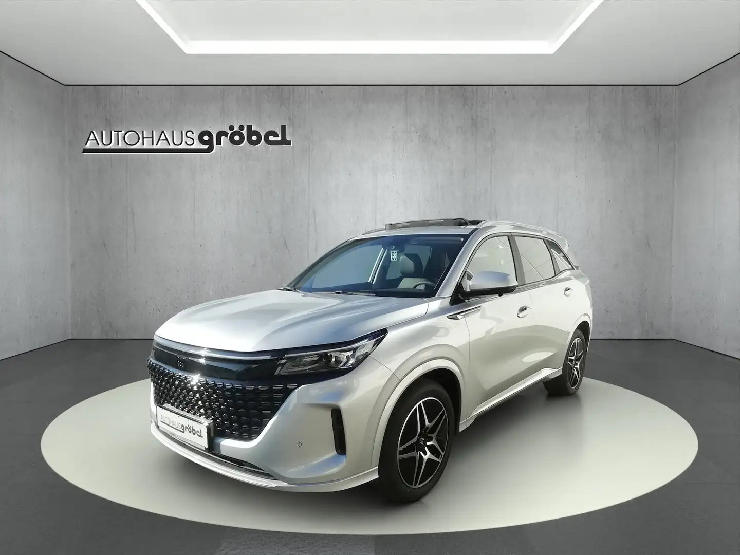 DFSK Fengon E5 PHEV 1.5 L 7 Sitze Plug in Hybrid Grey - 1