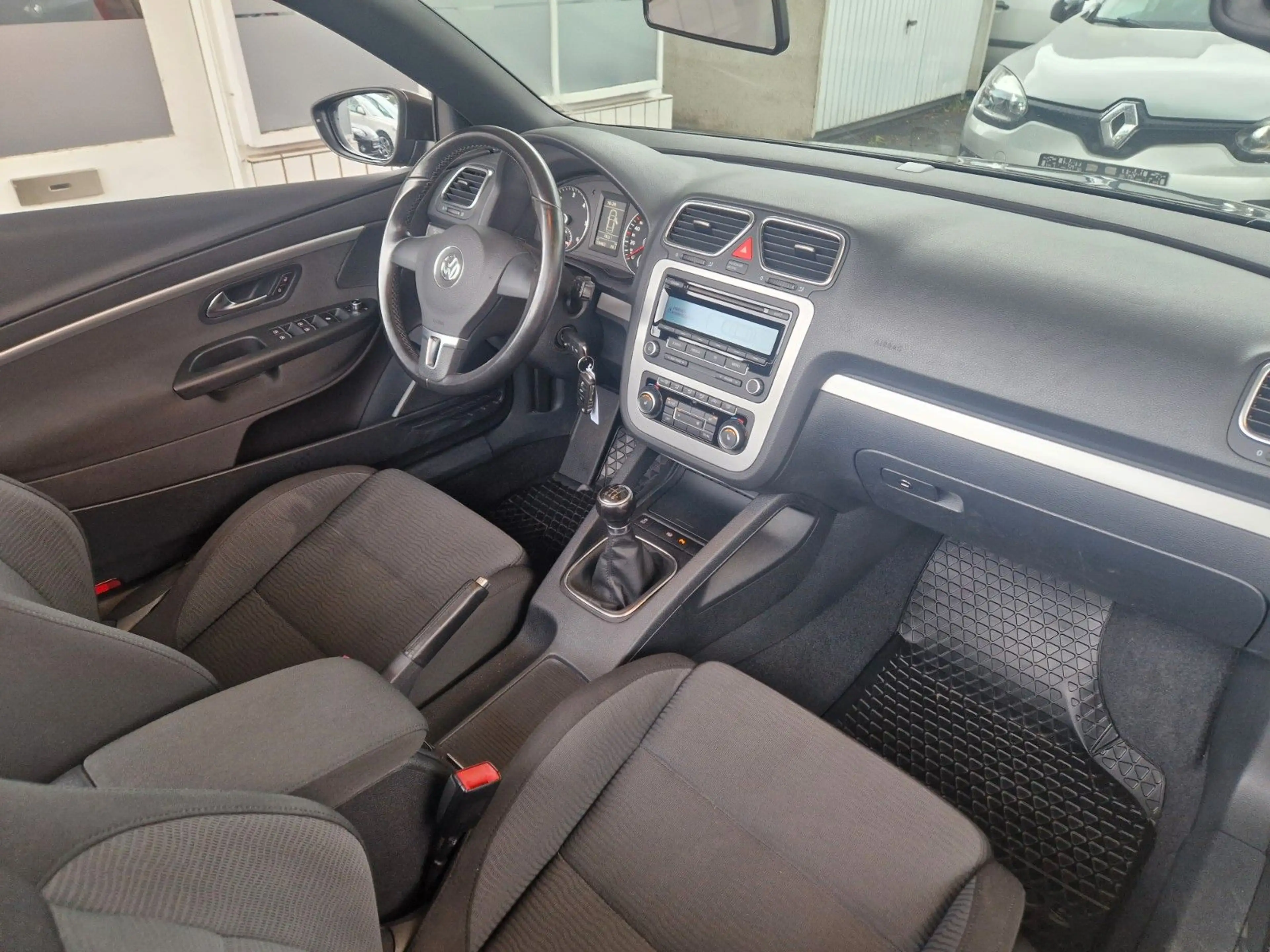 Volkswagen Eos Basis Klima SHZG PDC LM-Felgen — photo 11