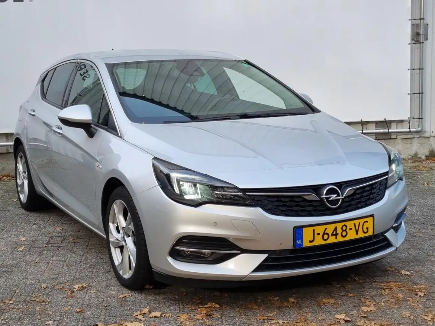 Opel Astra 1.2 Launch Elegance / NL prijs 7599 Gris - 2