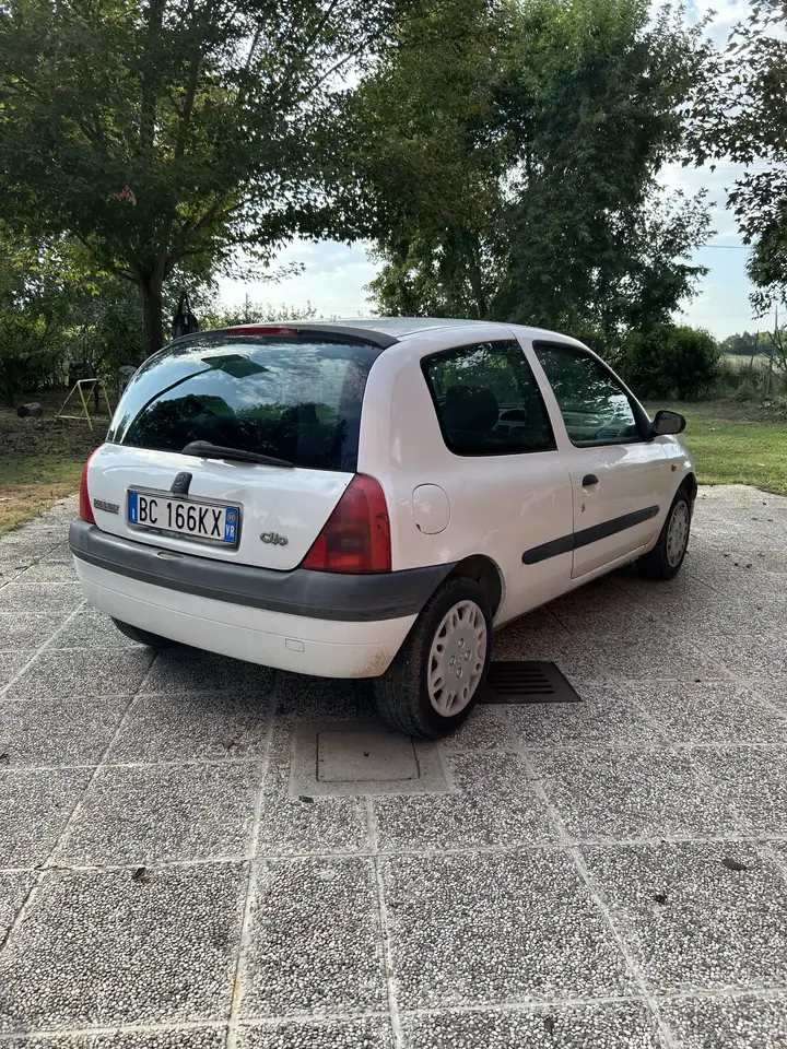 Renault Clio 3p 1.2 One O, foto 4