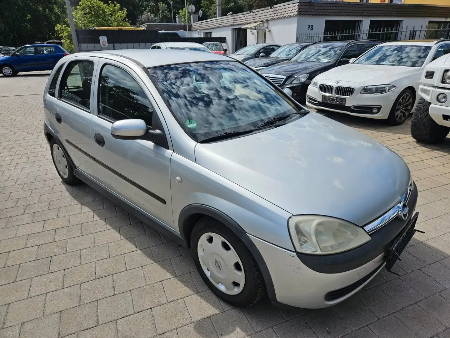 Opel Corsa -C Silber - 1