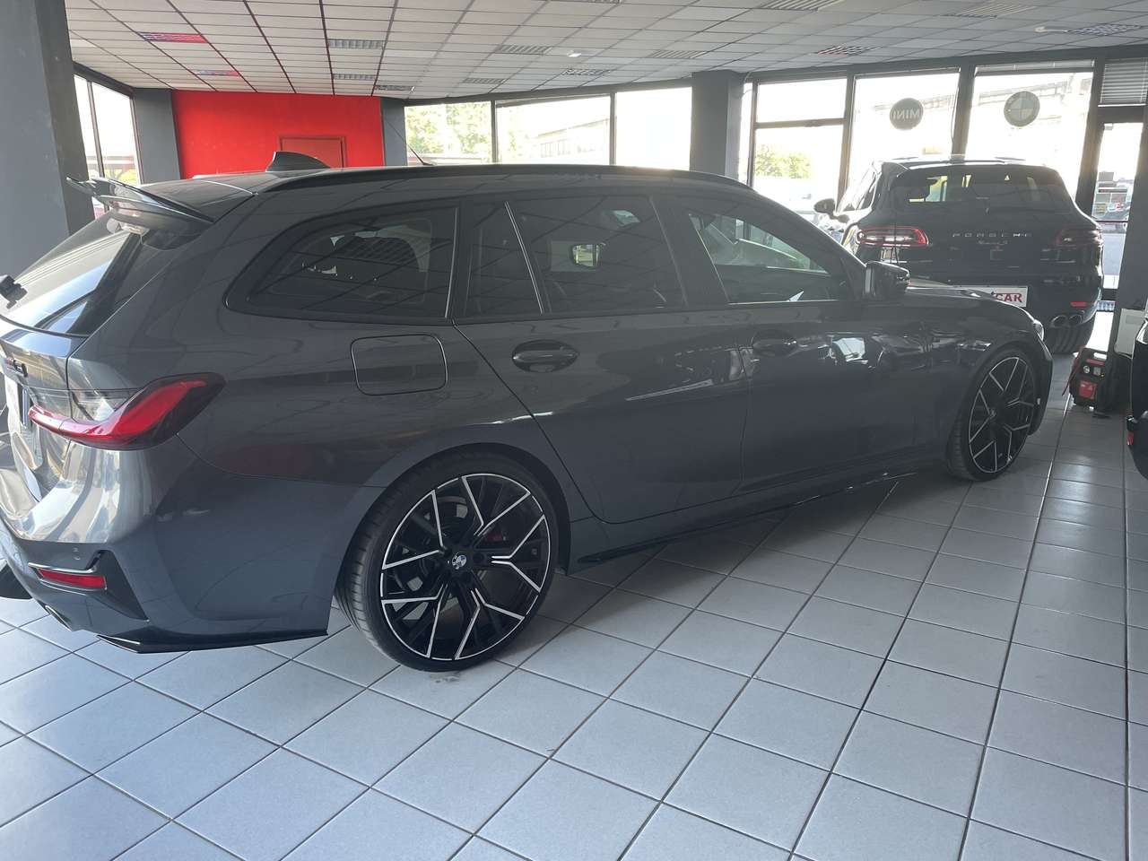 BMW 318 Serie 3 G21 2019 Touring 318d Touring Msport auto