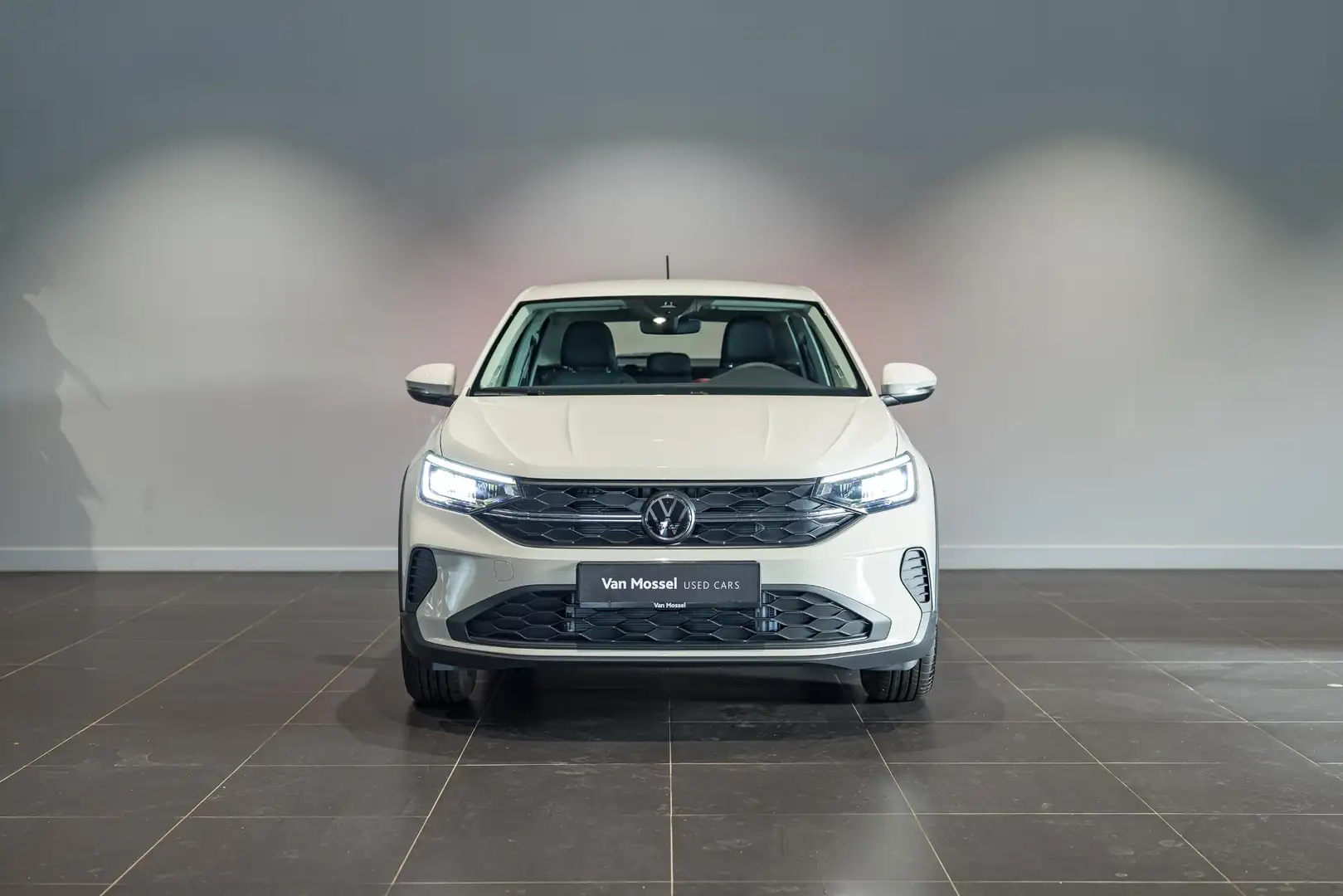 Volkswagen Taigo 1.0 TSI 70KW LIMITED Grijs - 2