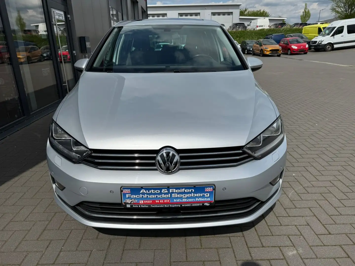 Volkswagen Golf Sportsvan VII 2.0TDI DSG Allstar*NAVI*PANO* Gümüş rengi - 2