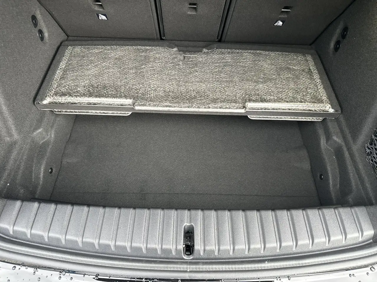 BMW 116 5-Türer DAB Parkassistent Klimaaut. Shz 13