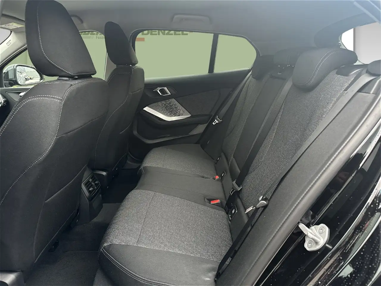 BMW 116 5-Türer DAB Parkassistent Klimaaut. Shz 11