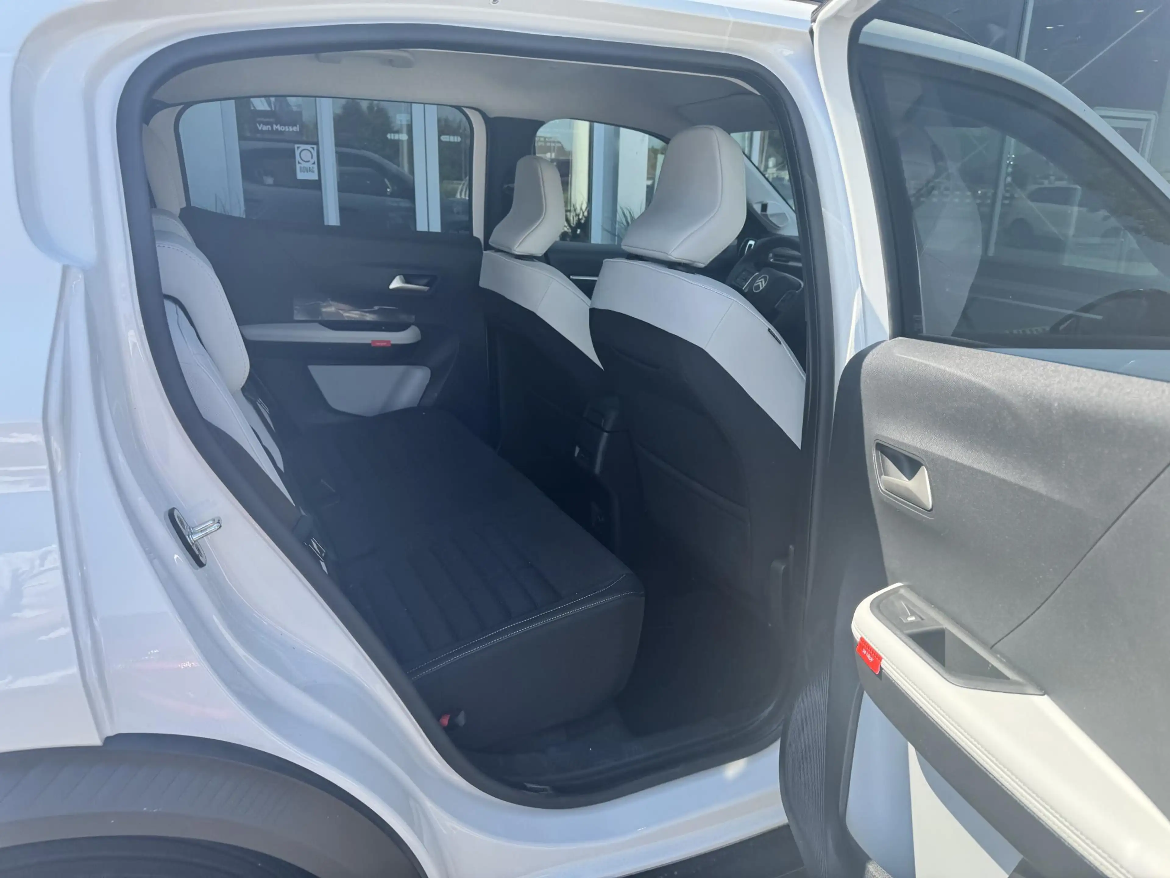 Citroen C3 Aircross 1.2 Hybrid 145pk Max 7p. — photo 11