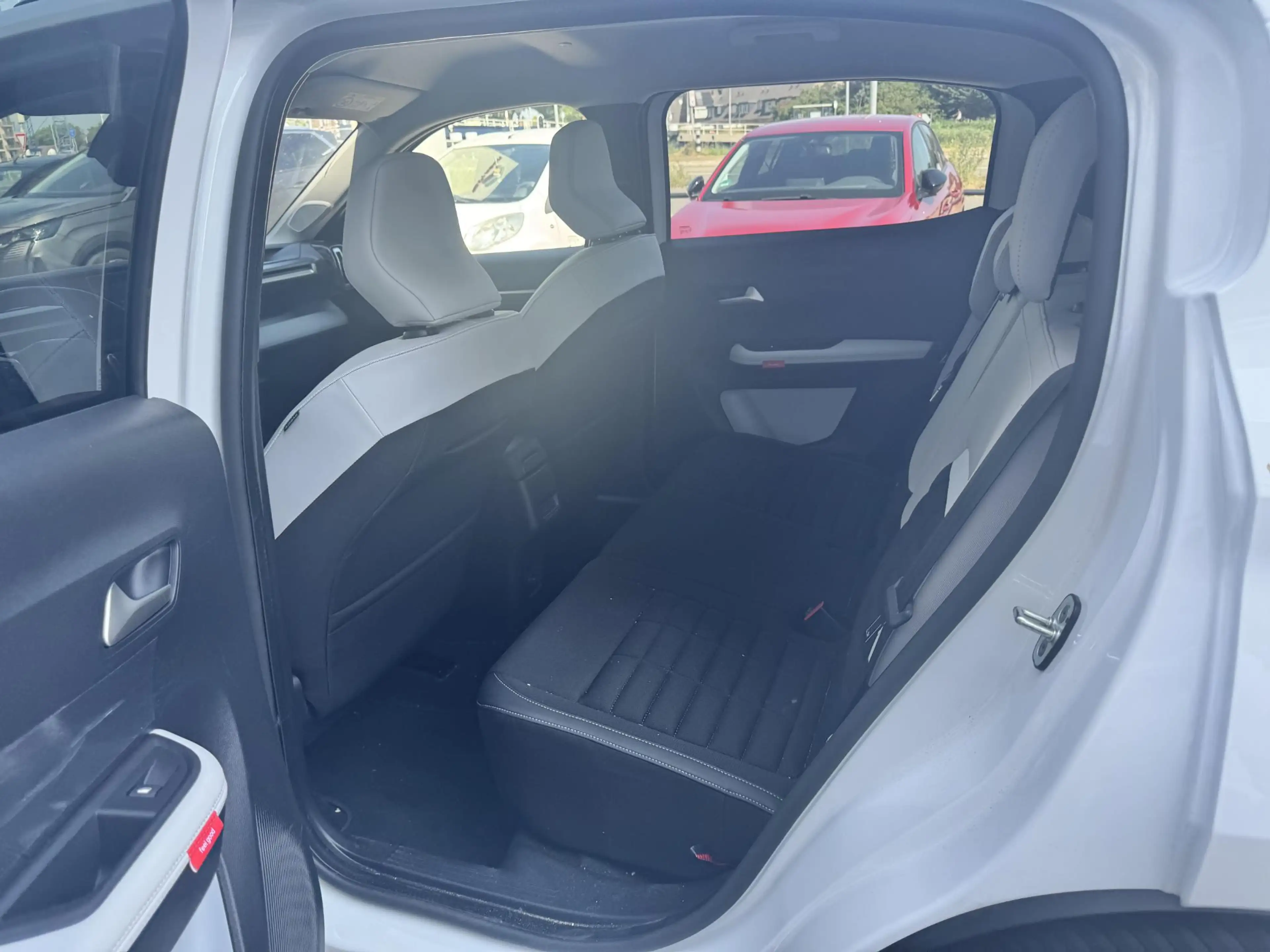 Citroen C3 Aircross 1.2 Hybrid 145pk Max 7p. — photo 9