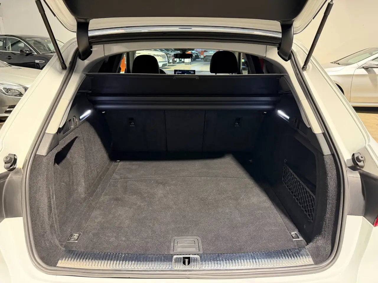 Audi A4 Avant 2.0 TDI VIRTUAL-MMI PLUS-CARPLAY-LED, миниатюра 16