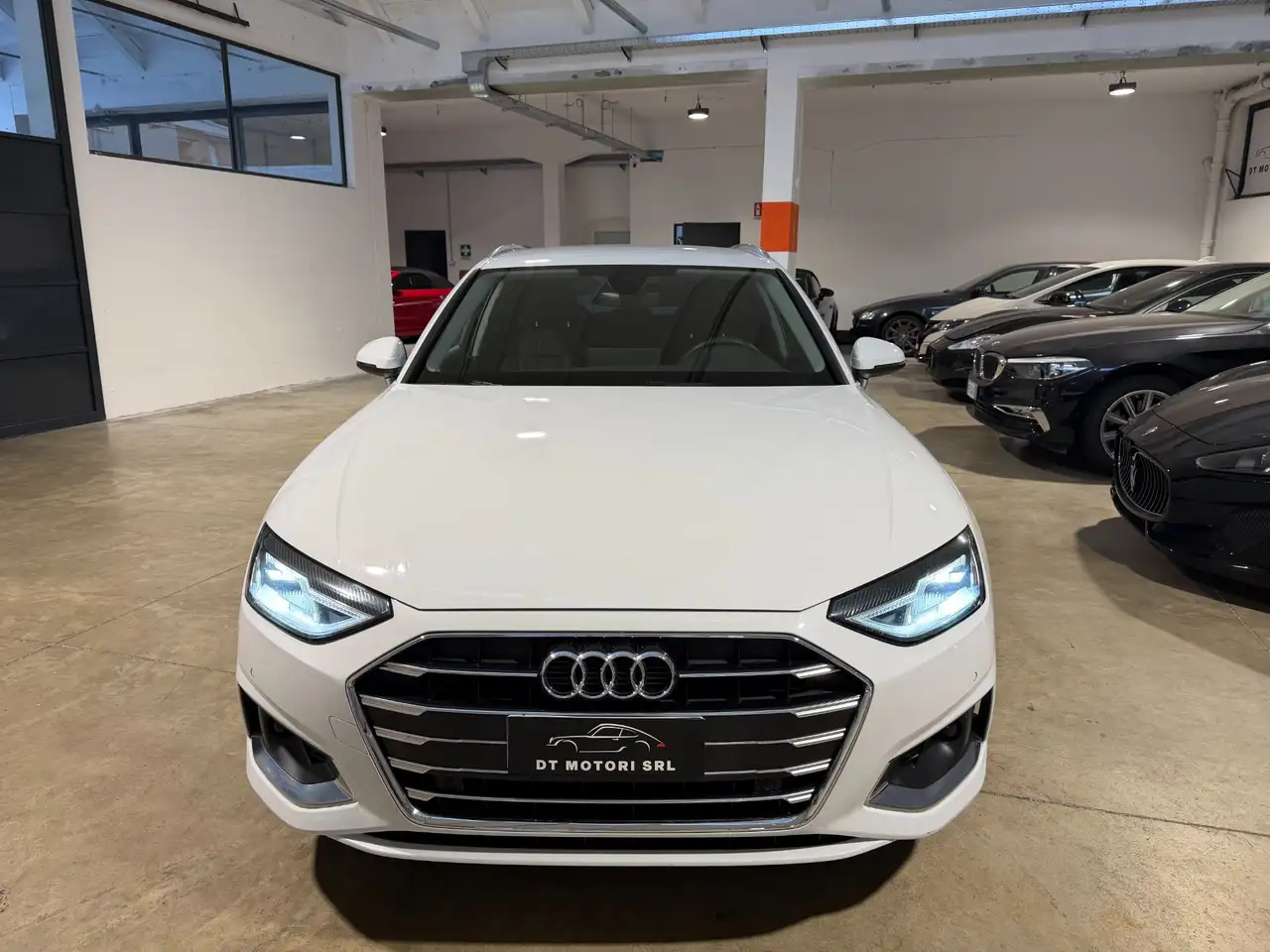 Audi A4 Avant 2.0 TDI VIRTUAL-MMI PLUS-CARPLAY-LED, миниатюра 2