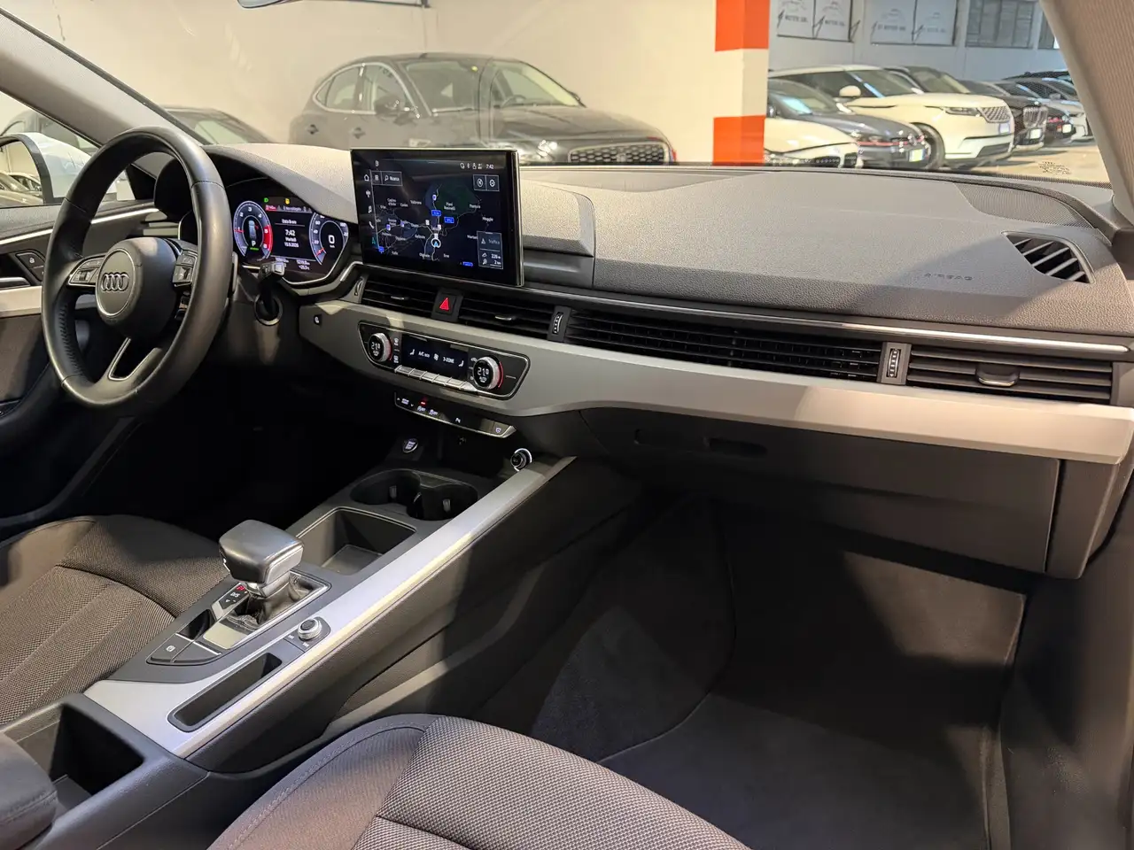 Audi A4 Avant 2.0 TDI VIRTUAL-MMI PLUS-CARPLAY-LED, миниатюра 13