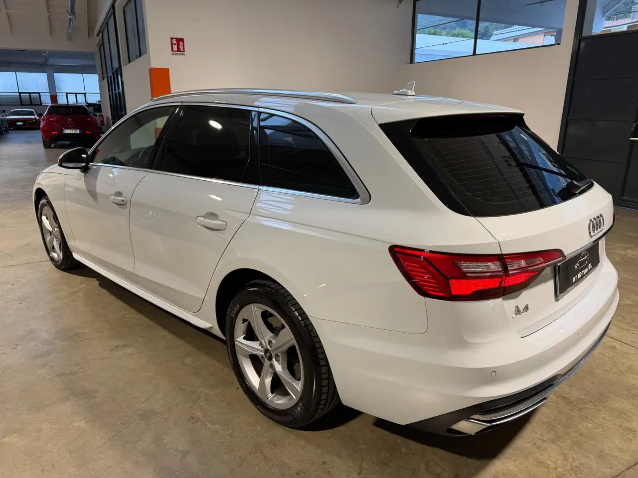 Audi A4 Avant 2.0 TDI VIRTUAL-MMI PLUS-CARPLAY-LED, миниатюра 4