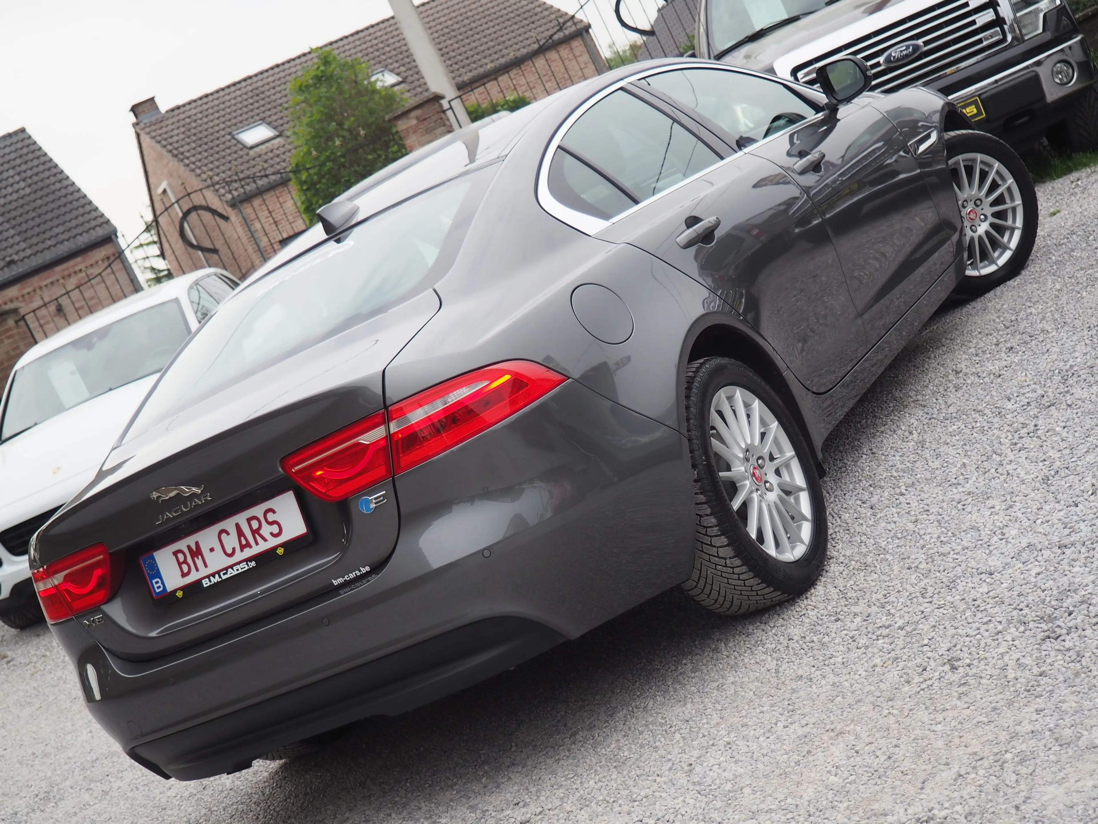 Jaguar XE 2.0 D E-Perf ✅BOITE AUTO✅GPS-CUIR-LED-FULL-EU6 — photo 8