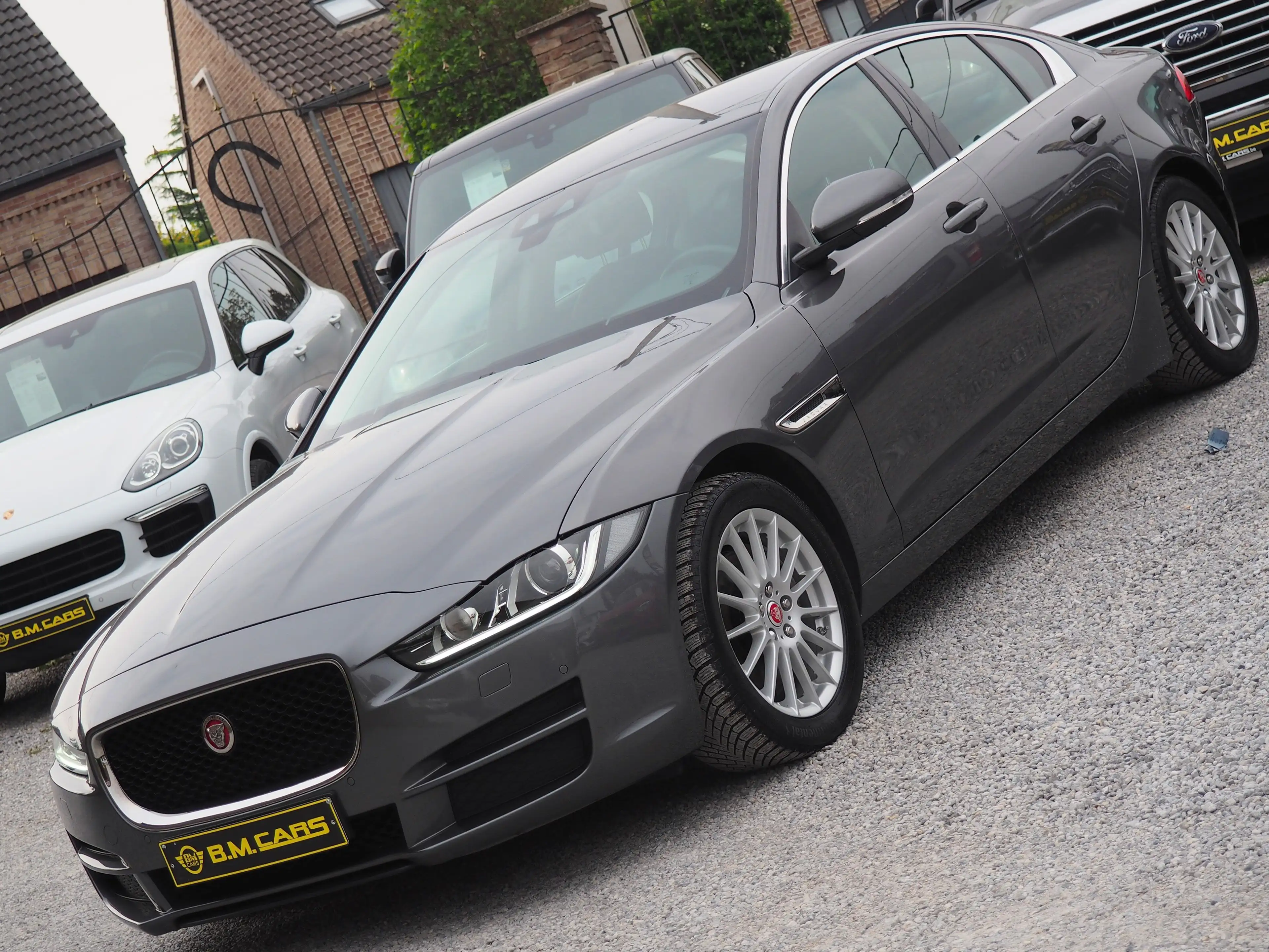 Jaguar XE 2.0 D E-Perf ✅BOITE AUTO✅GPS-CUIR-LED-FULL-EU6 — photo 4