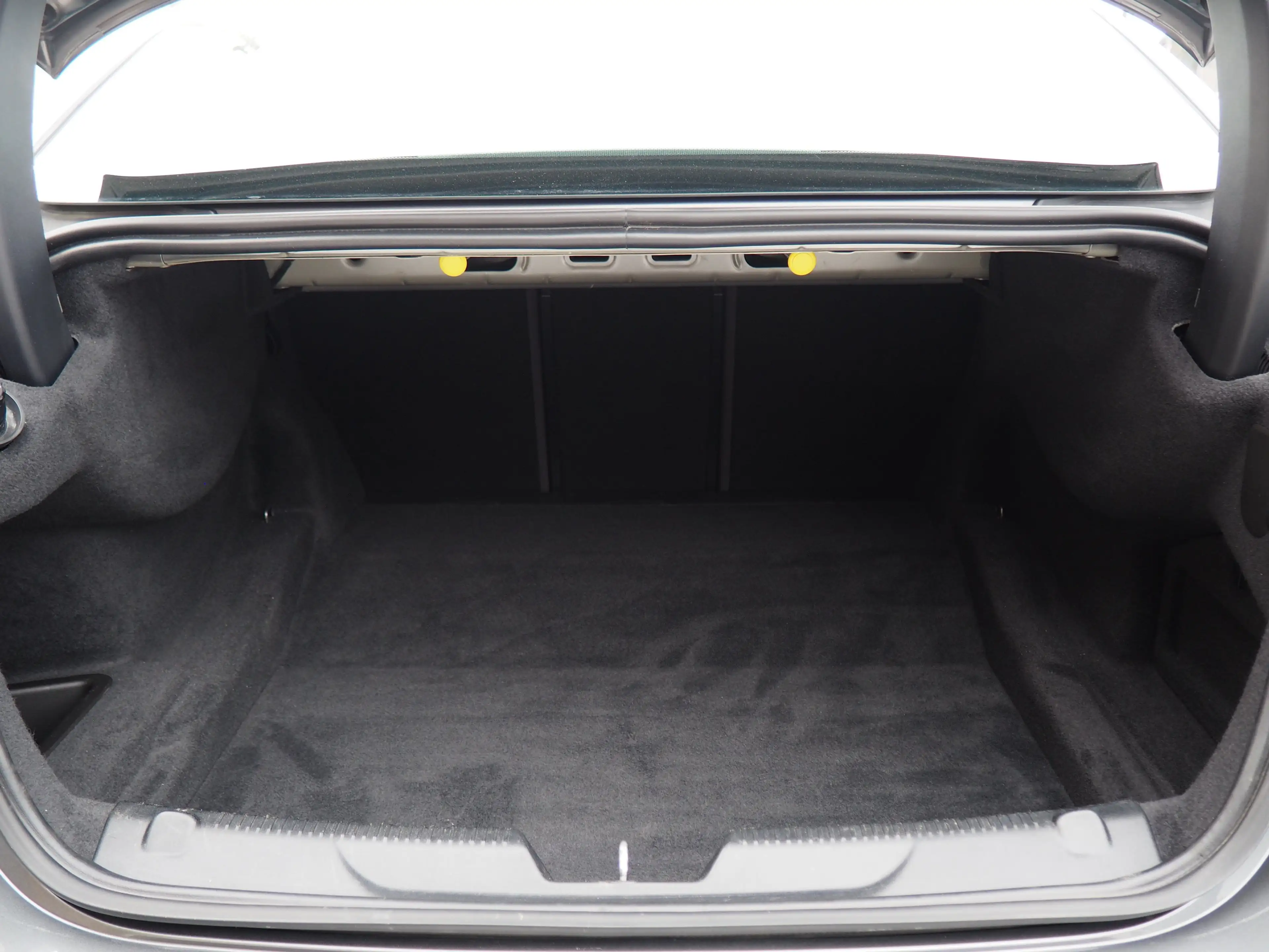 Jaguar XE 2.0 D E-Perf ✅BOITE AUTO✅GPS-CUIR-LED-FULL-EU6 — photo 13