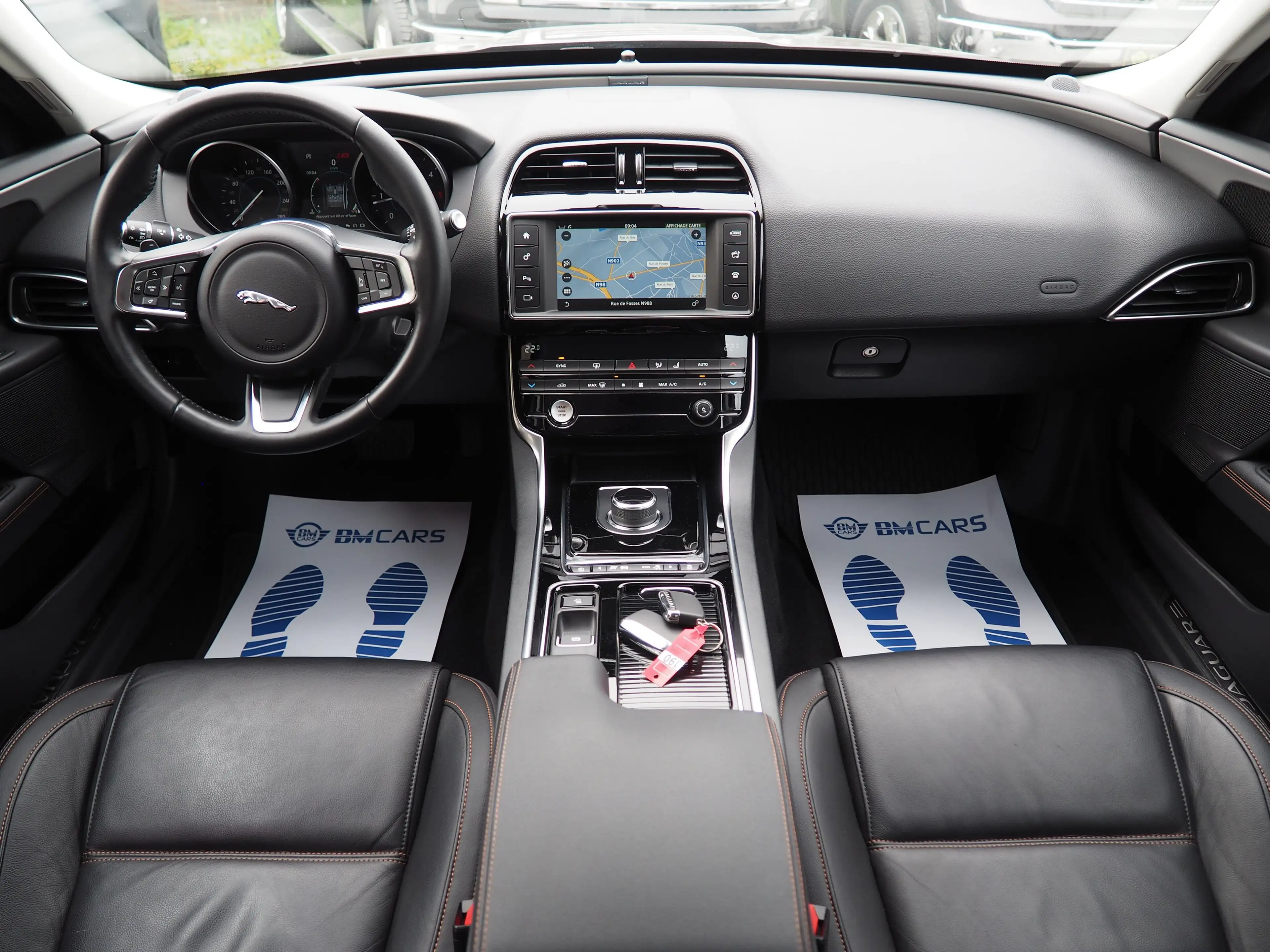 Jaguar XE 2.0 D E-Perf ✅BOITE AUTO✅GPS-CUIR-LED-FULL-EU6 — photo 11