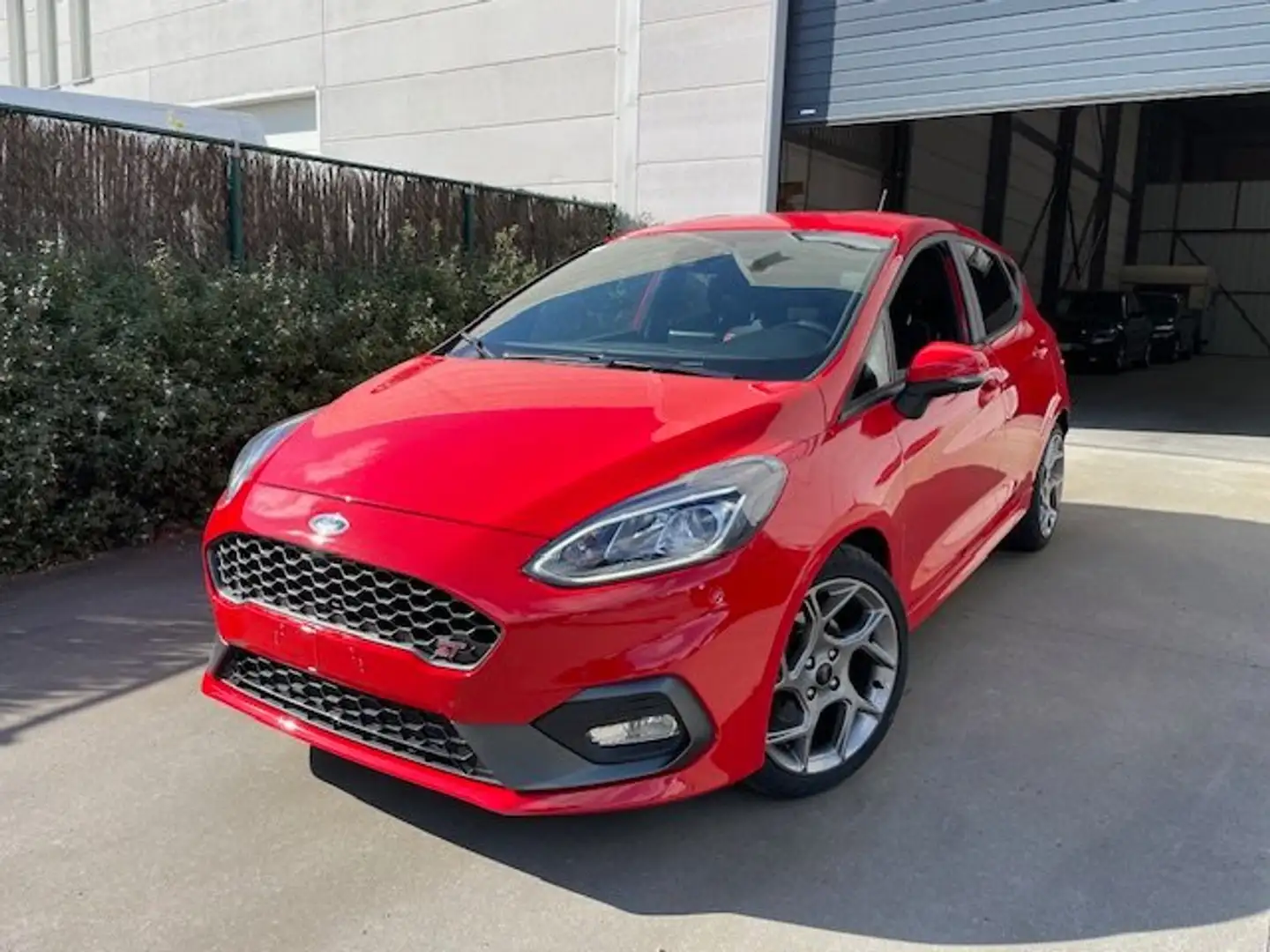 Ford Fiesta 1.5 EcoBoost ST 200PK Cruise PDC Alu 17 EURO 6d Rouge - 2