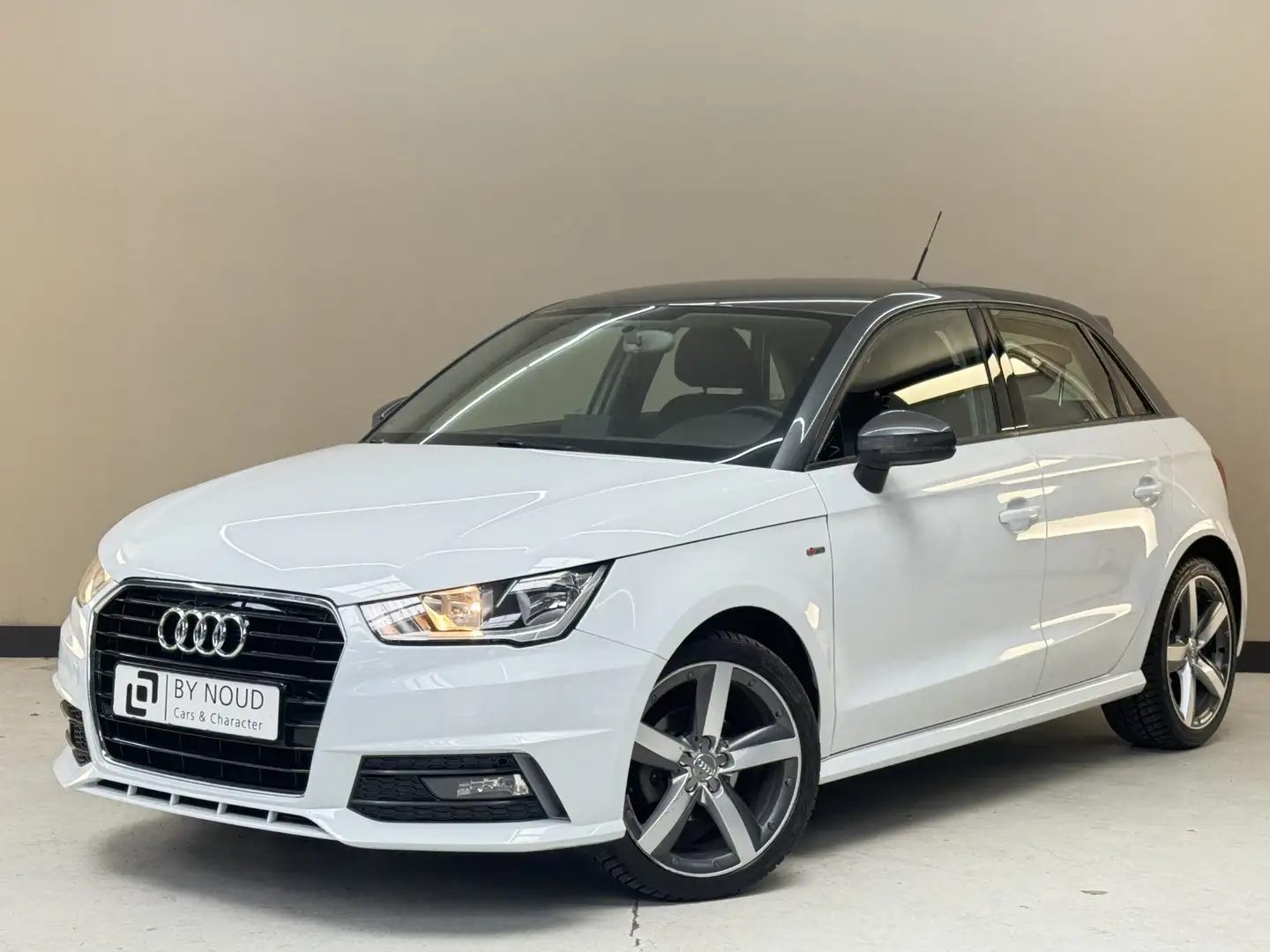 Audi A1 Sportback 1.0 TFSI Adrenalin, 95Pk, 2016, Originee Blanc - 1