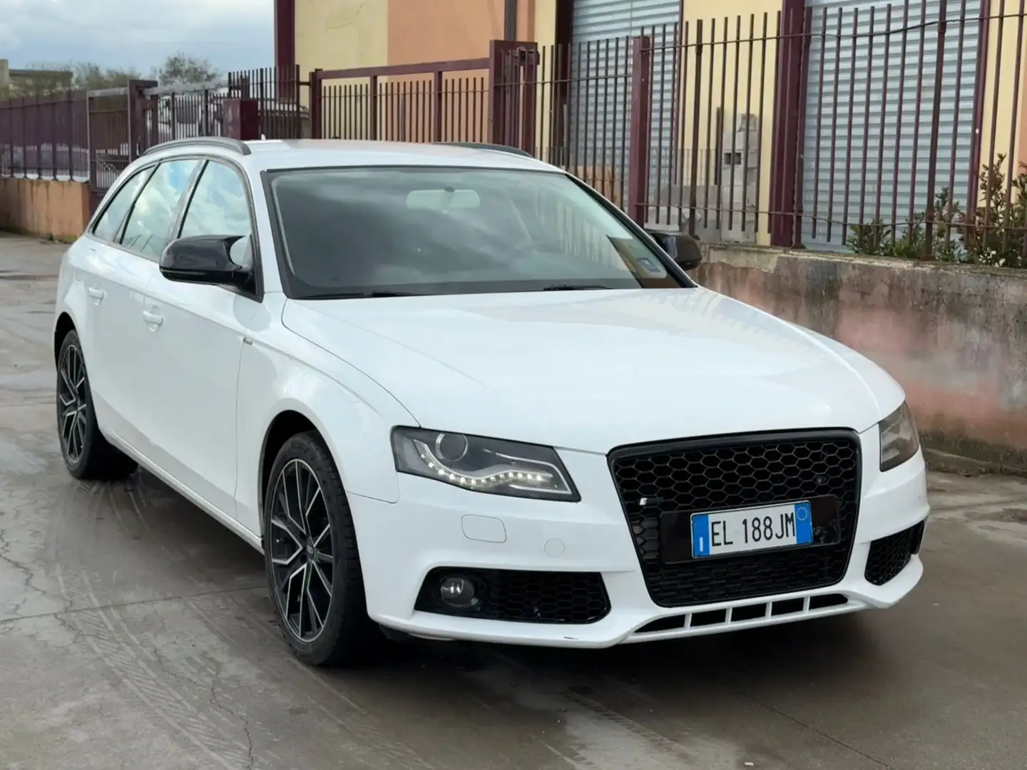 Audi A4 A4 Avant 2.0 TDI 120CV F.AP. Start Blanco - 1