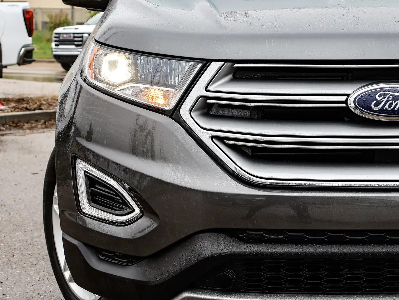 Ford Edge photo Ford Edge