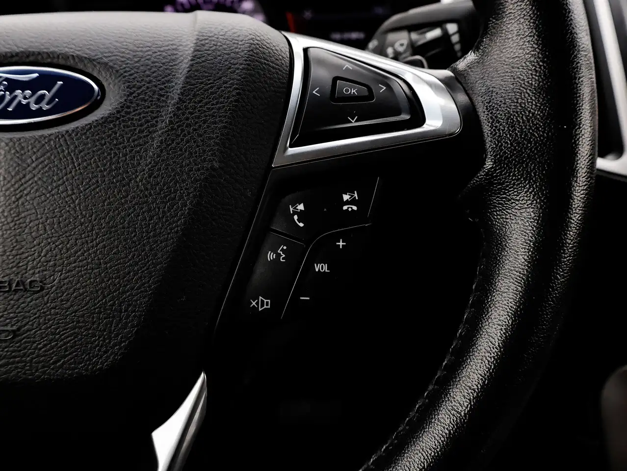 Ford Edge photo Ford Edge