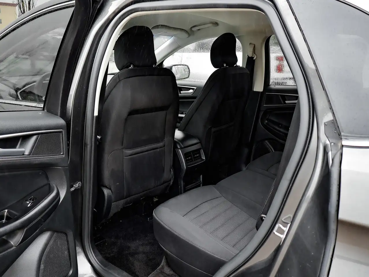 Ford Edge photo Ford Edge