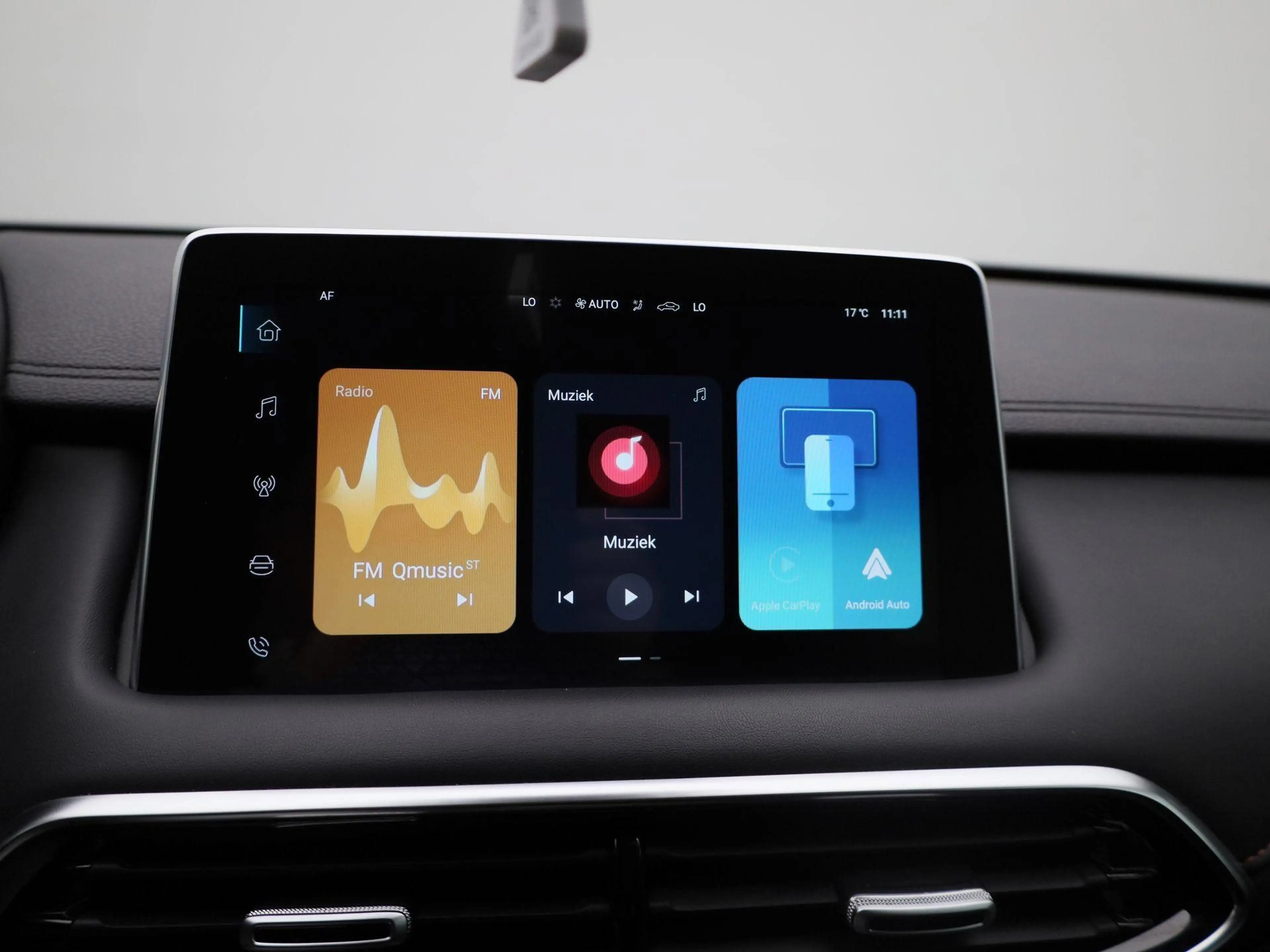 MG EHS 1.5 TGDI PHEV Aut. Comfort | Navi | Apple CarPlay — photo 15