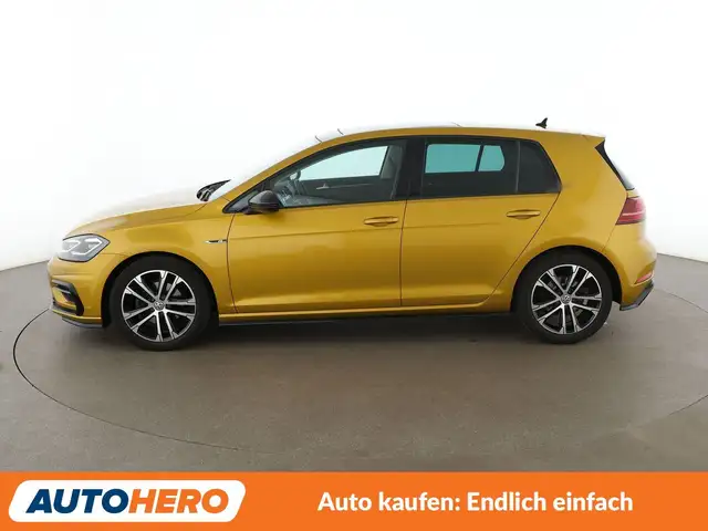 Volkswagen Golf view 3