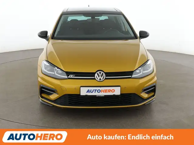 Volkswagen Golf view 9