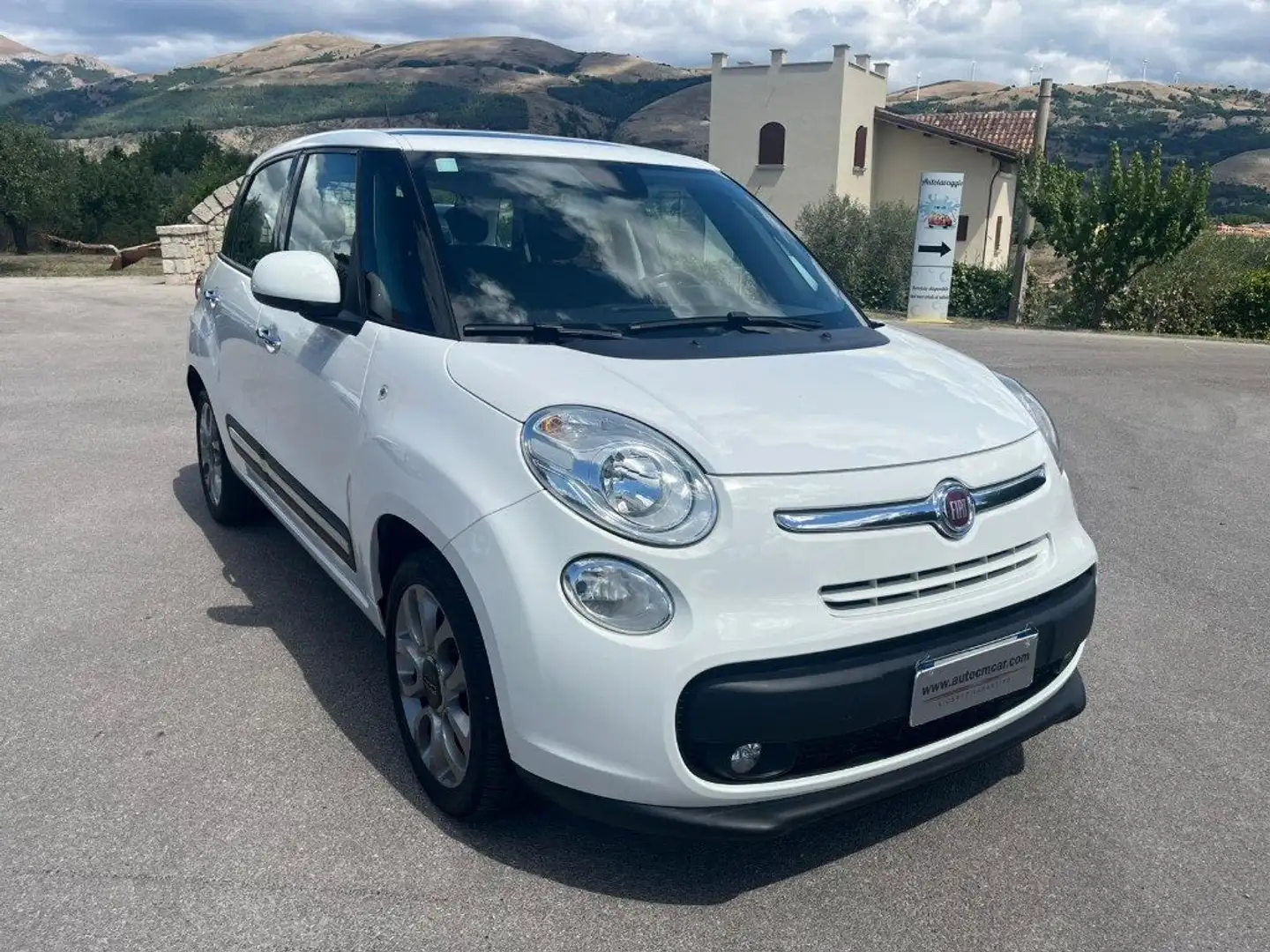 Fiat 500L 1.6 Multijet 120 CV Lounge Blanc - 1