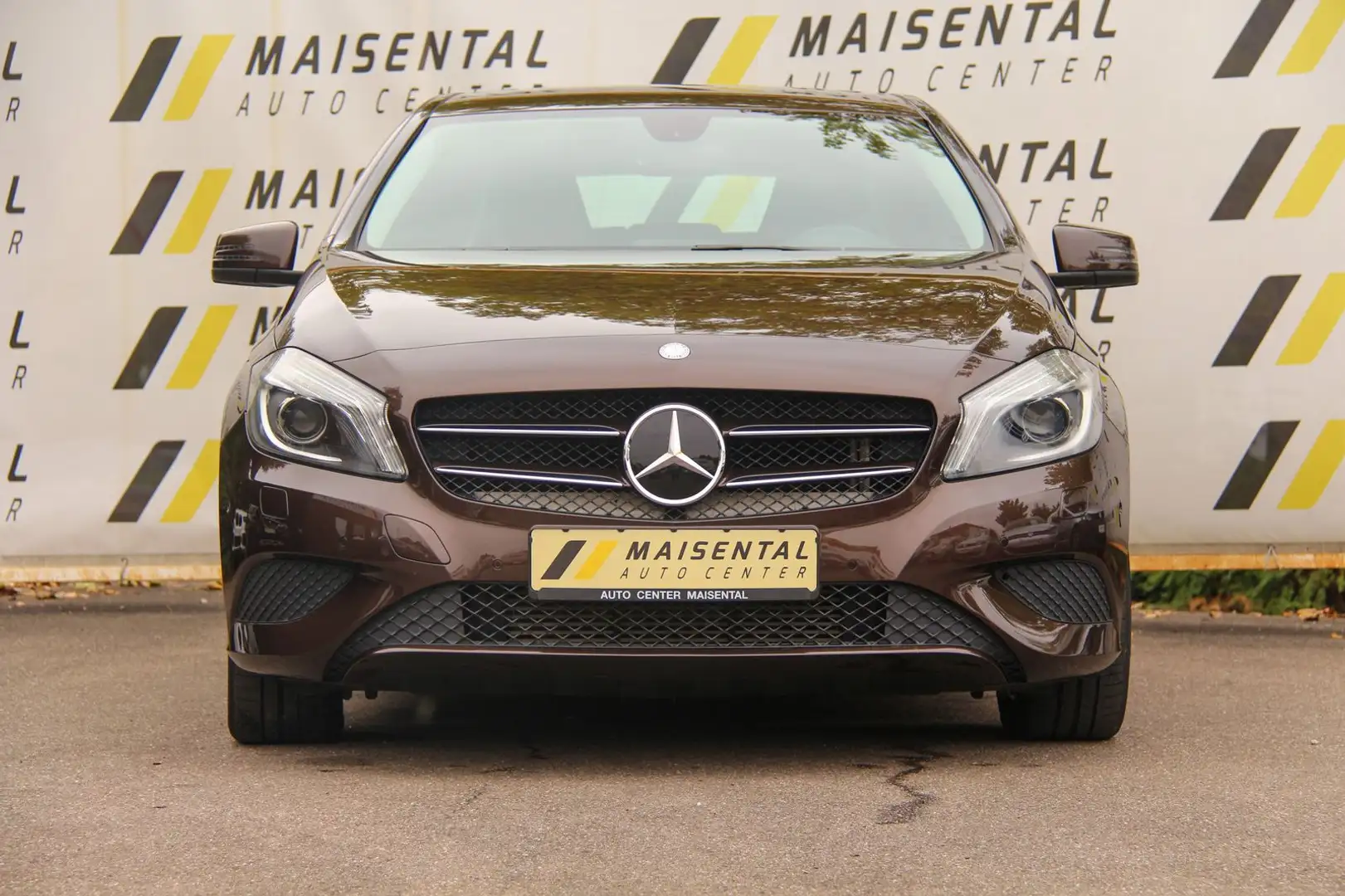 Mercedes-Benz A 180 BlueEff. Style|Navi|PDC|SHZ|MFL|Bi-Xenon Marrone - 2