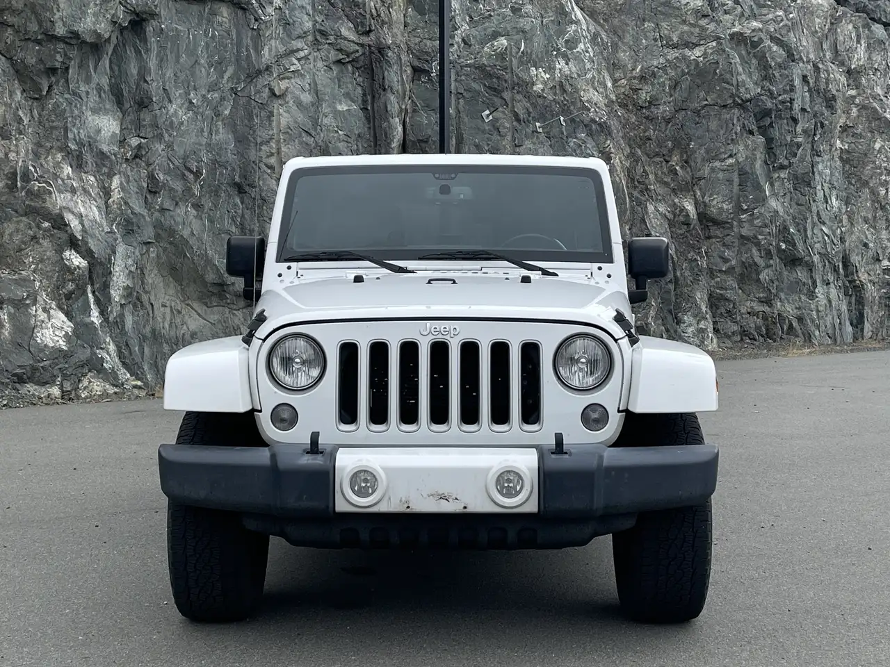 Jeep Wrangler photo Jeep Wrangler