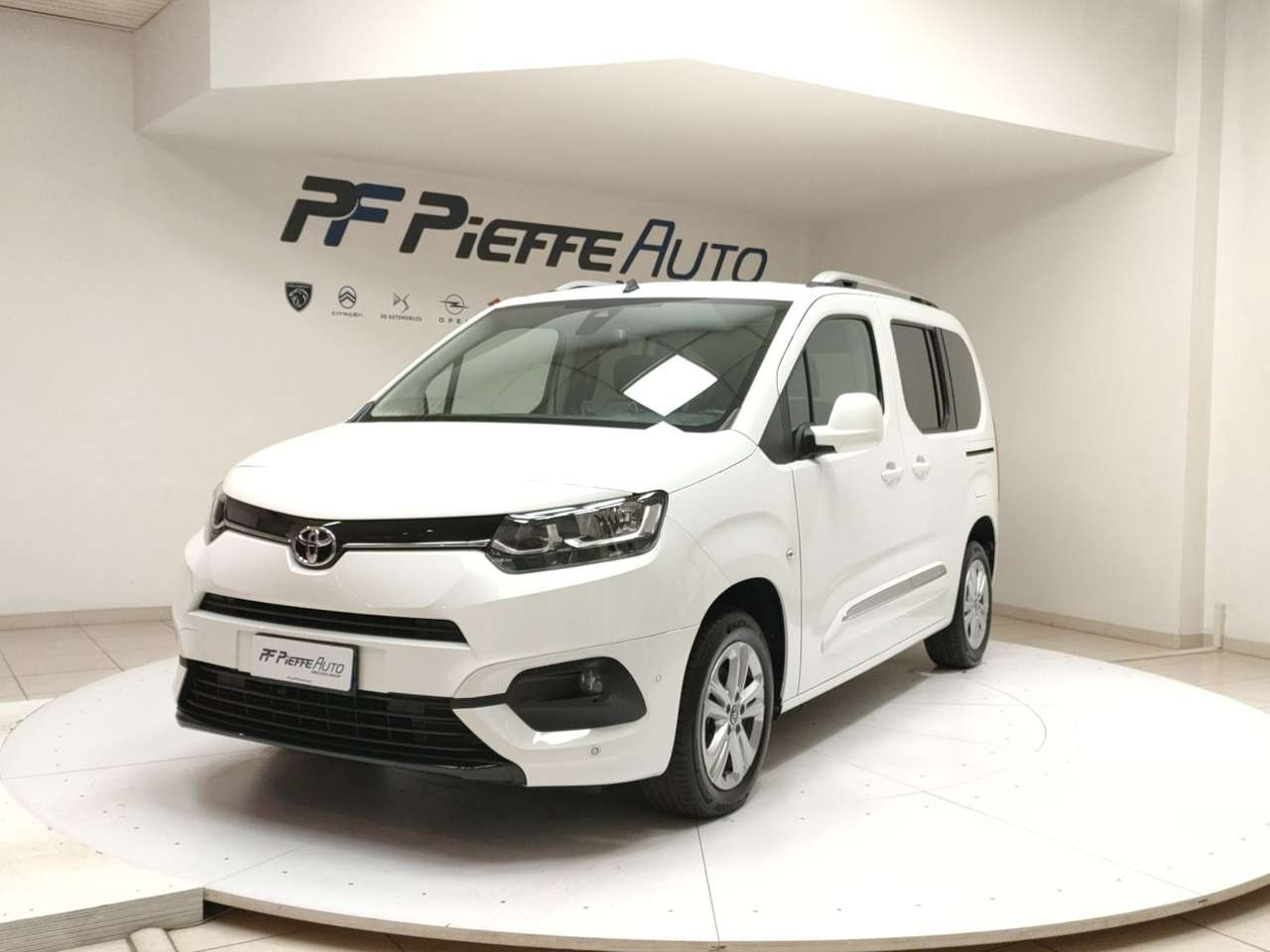 Toyota Proace City Verso - Proace City Verso 1.5D 100 CV S&S Sho