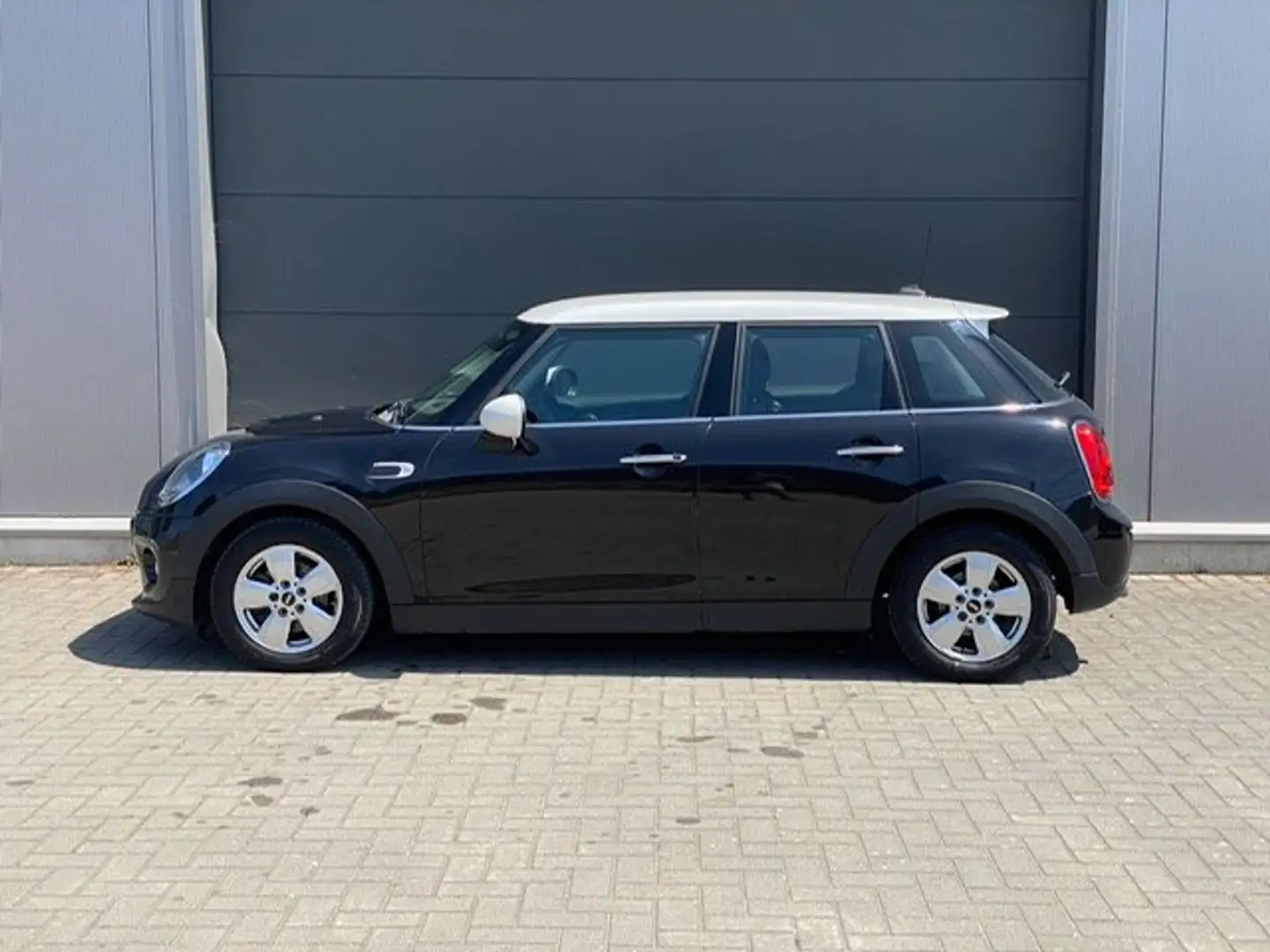 MINI Cooper D Navigatie/cruise controle/parkeersensoren Schwarz - 2