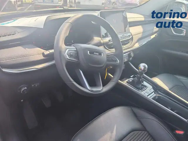 Jeep Compass view 7