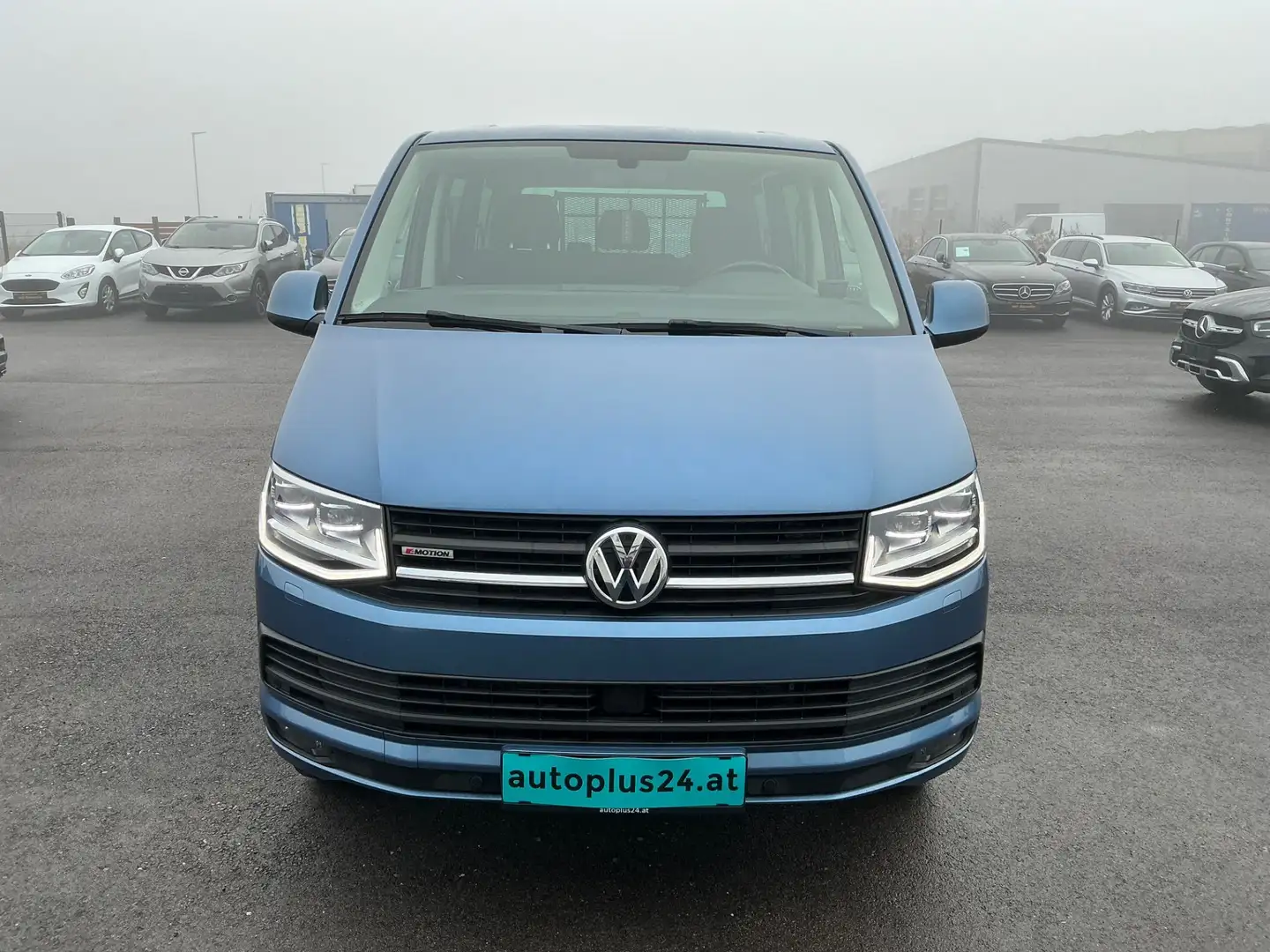 Volkswagen T6 Kombi KR 2,0 TDI 4Motion BMT DSG Rollstuhlhebebühne Blau - 2