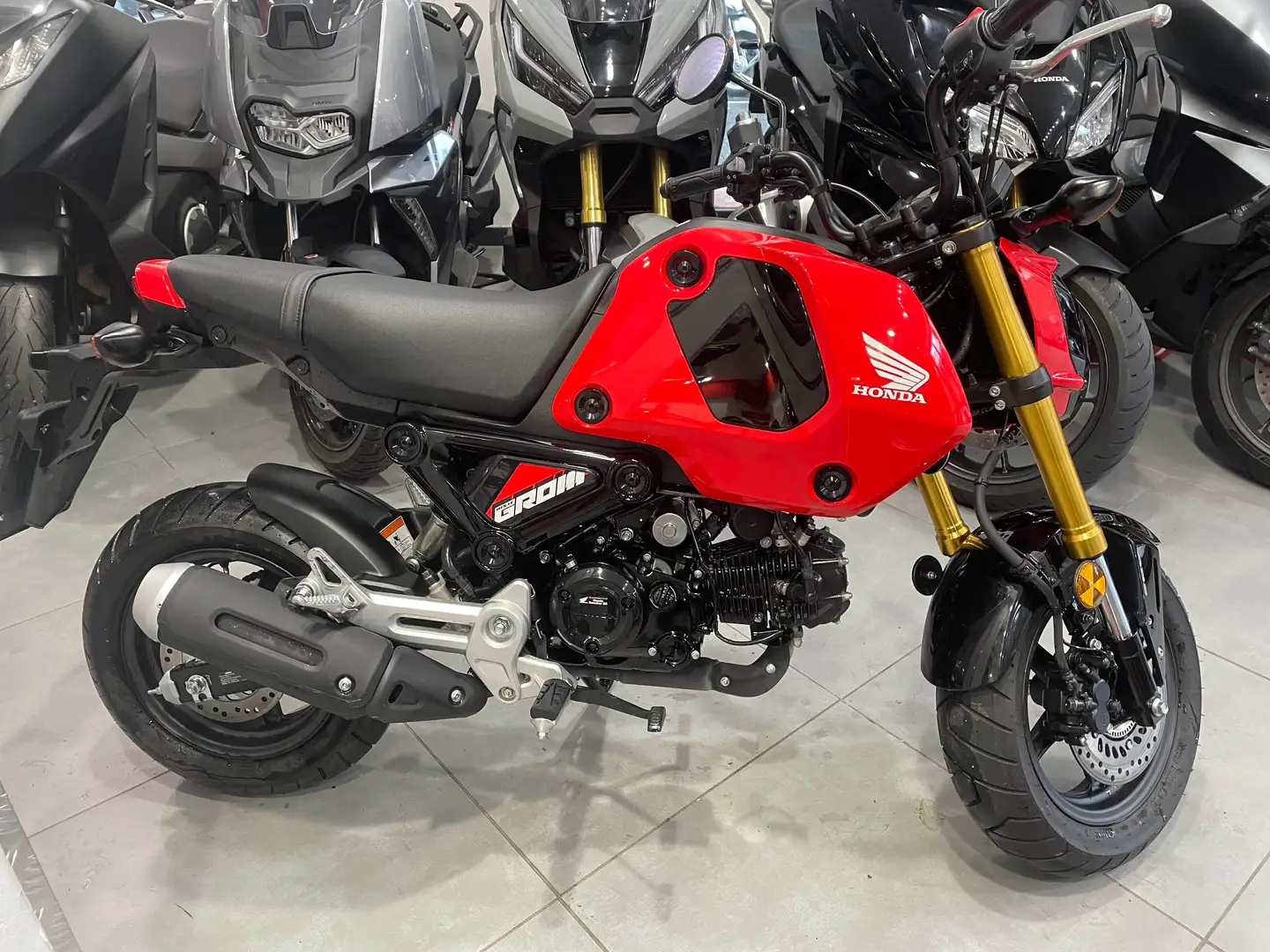 Honda MSX 125 Grom Rosso - 2
