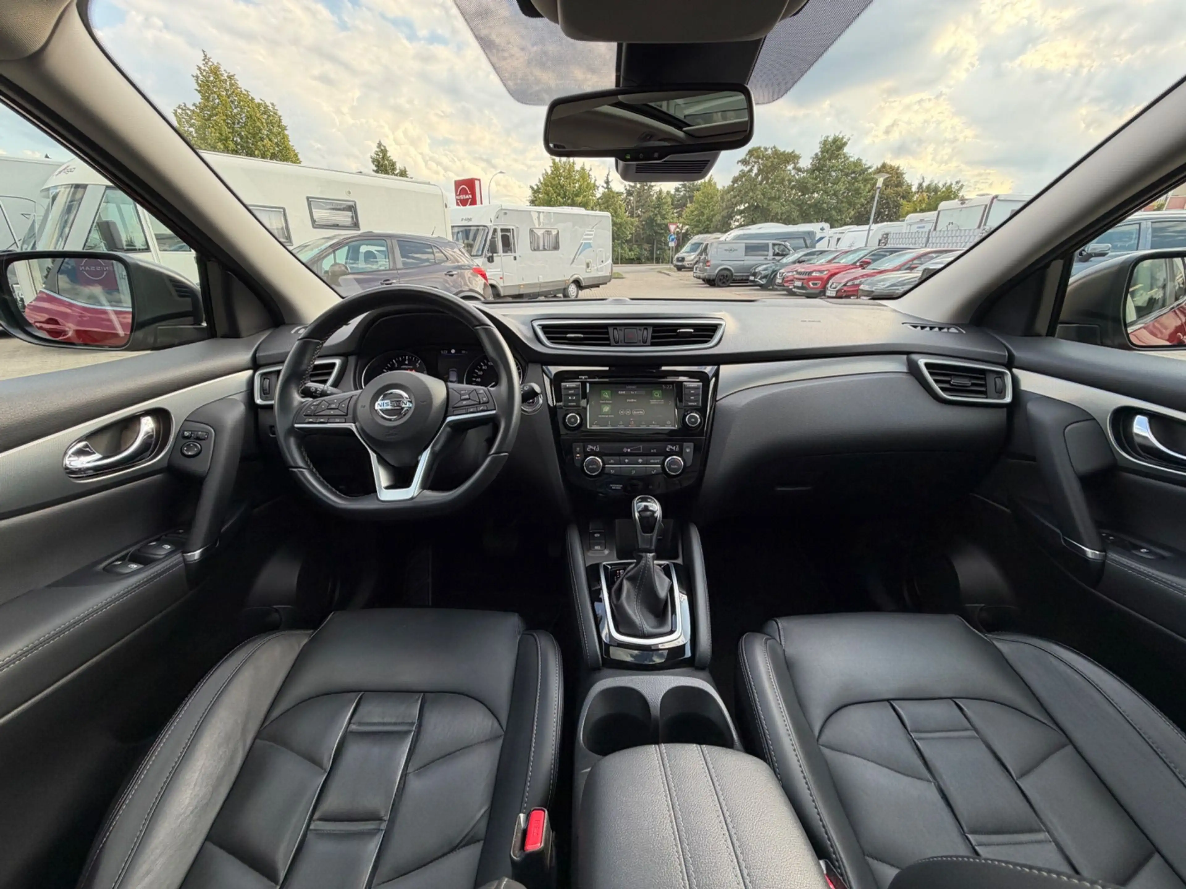 Nissan Qashqai 1.2 DIG-T Tekna 4x2 — photo 15