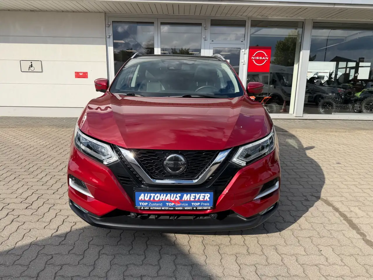 Nissan Qashqai 1.2 DIG-T Tekna 4x2, миниатюра 4