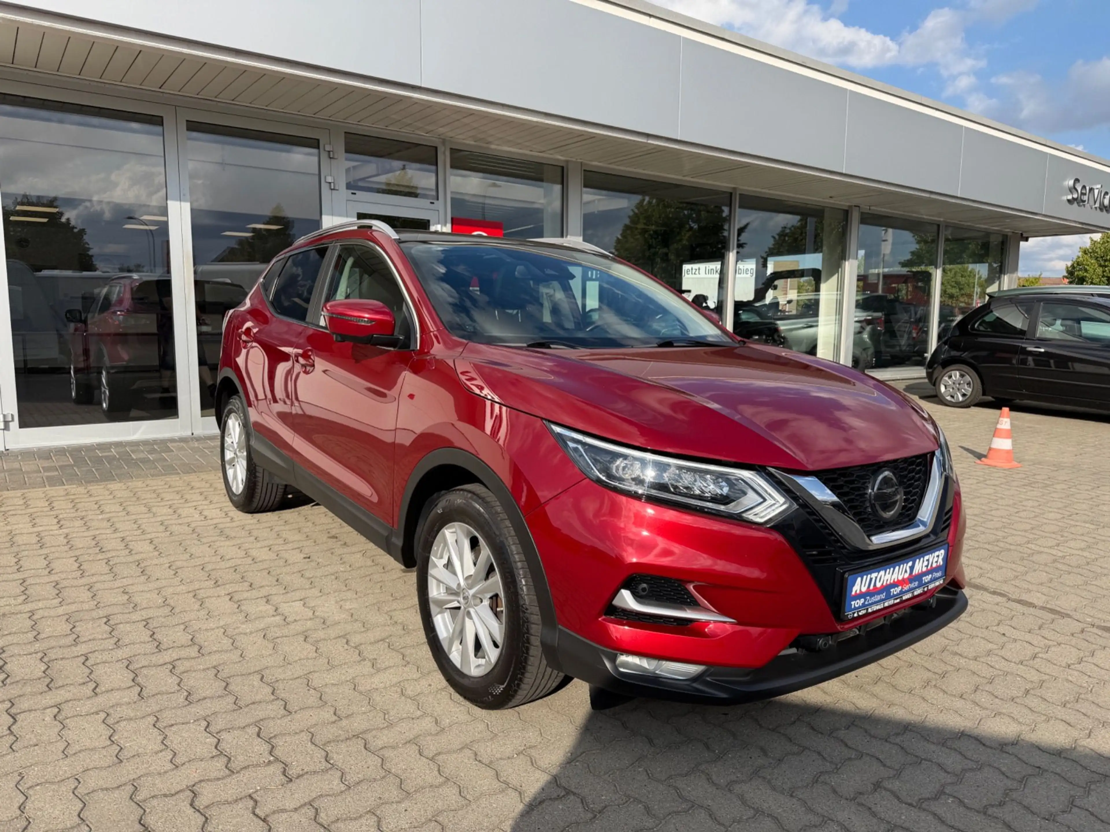 Nissan Qashqai 1.2 DIG-T Tekna 4x2 — photo 5