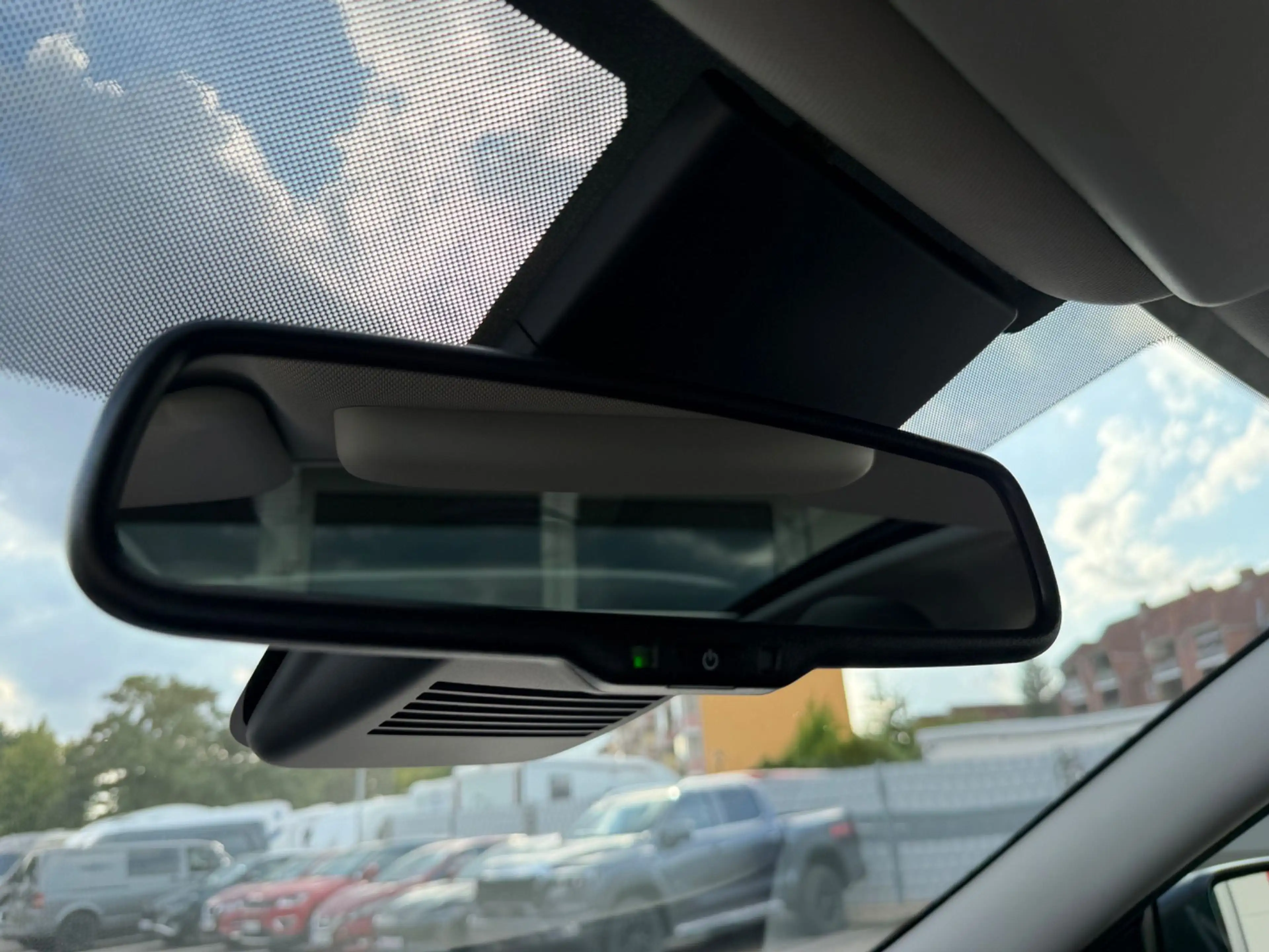 Nissan Qashqai 1.2 DIG-T Tekna 4x2 — photo 22