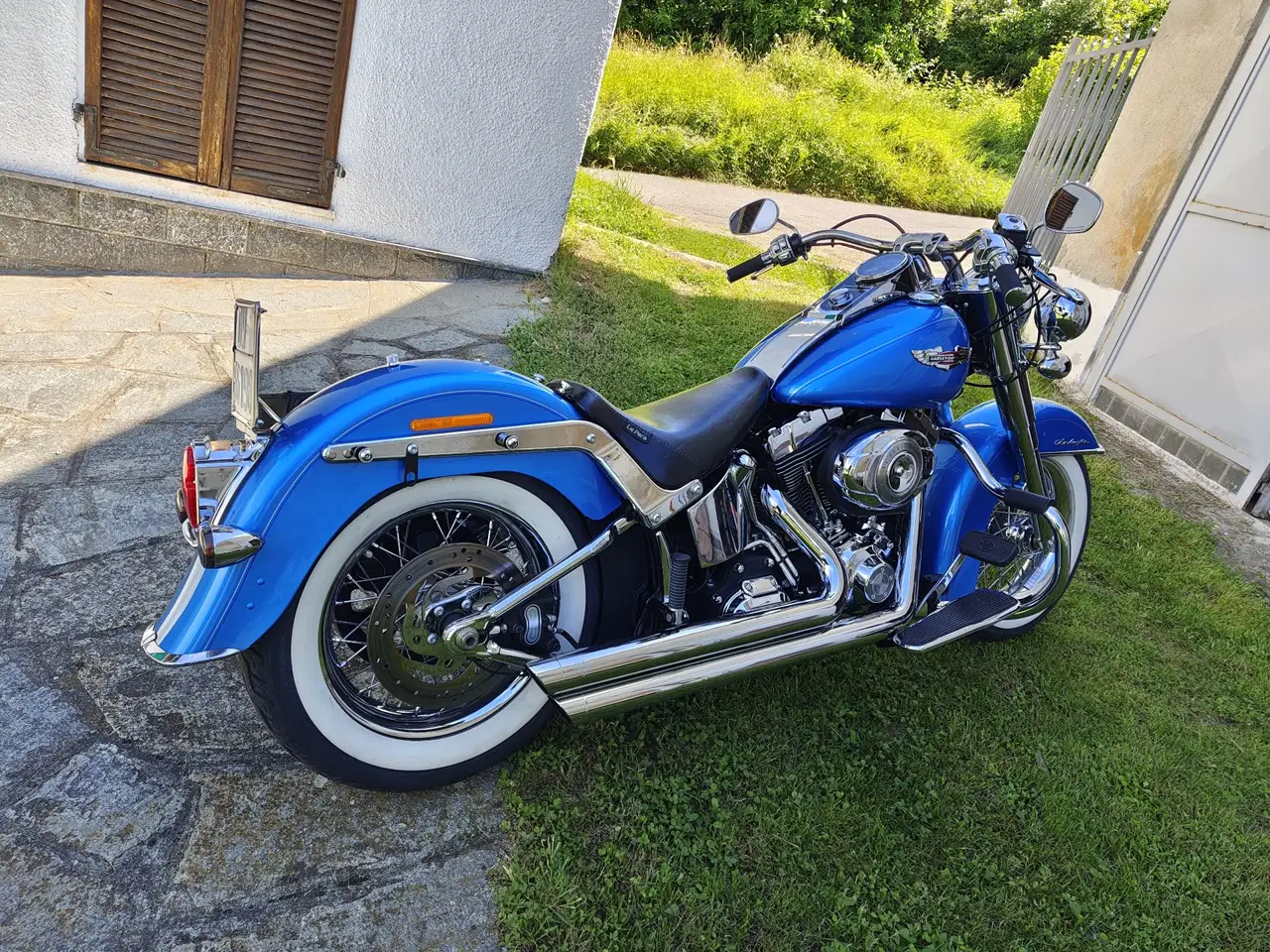 Harley-Davidson Deluxe