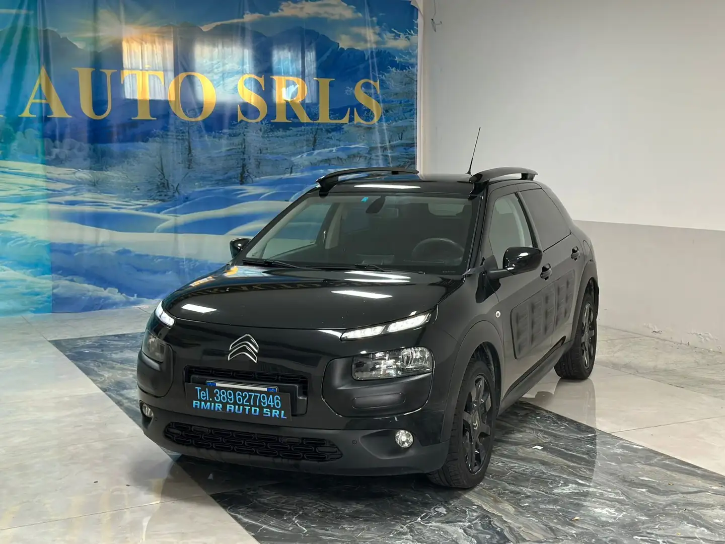Citroen C4 Cactus PureTech 82 Shine Noir - 2