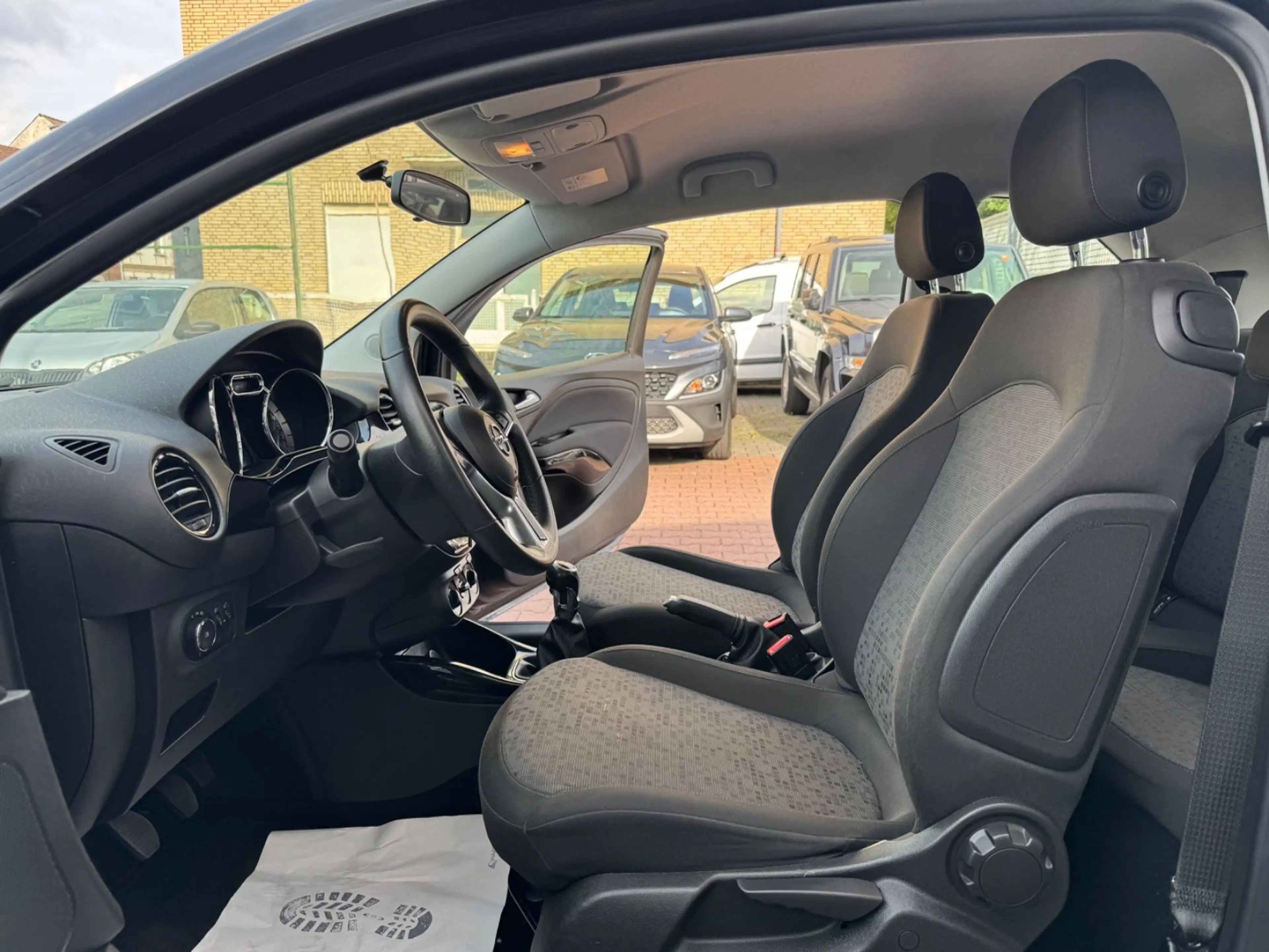 Opel Adam Jam*STEUERKETTE NEU*TÜV 09/28* — photo 8
