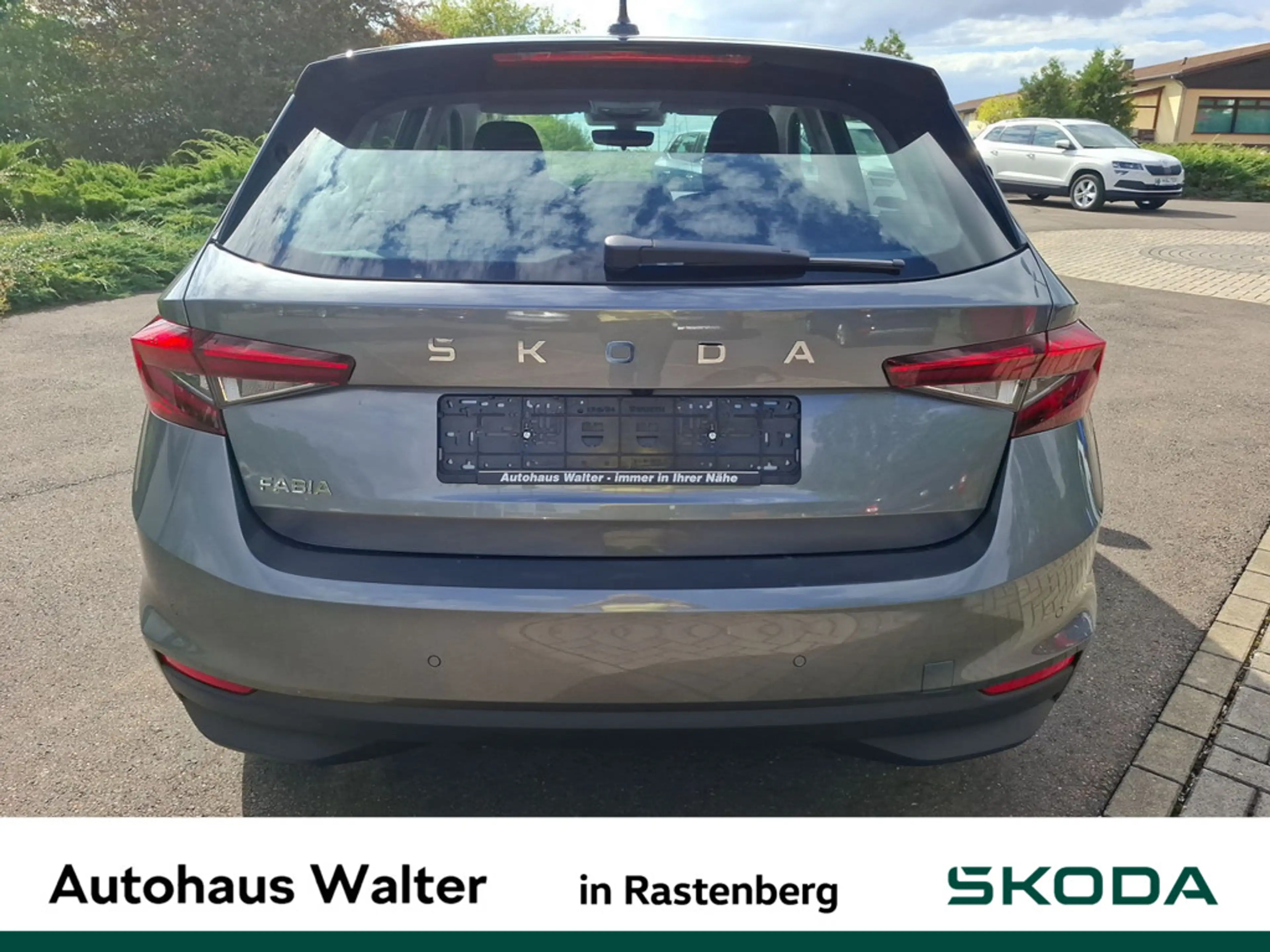 Skoda Fabia 1.0 TSI Selection KLIMA SHZ FSE LED — photo 5