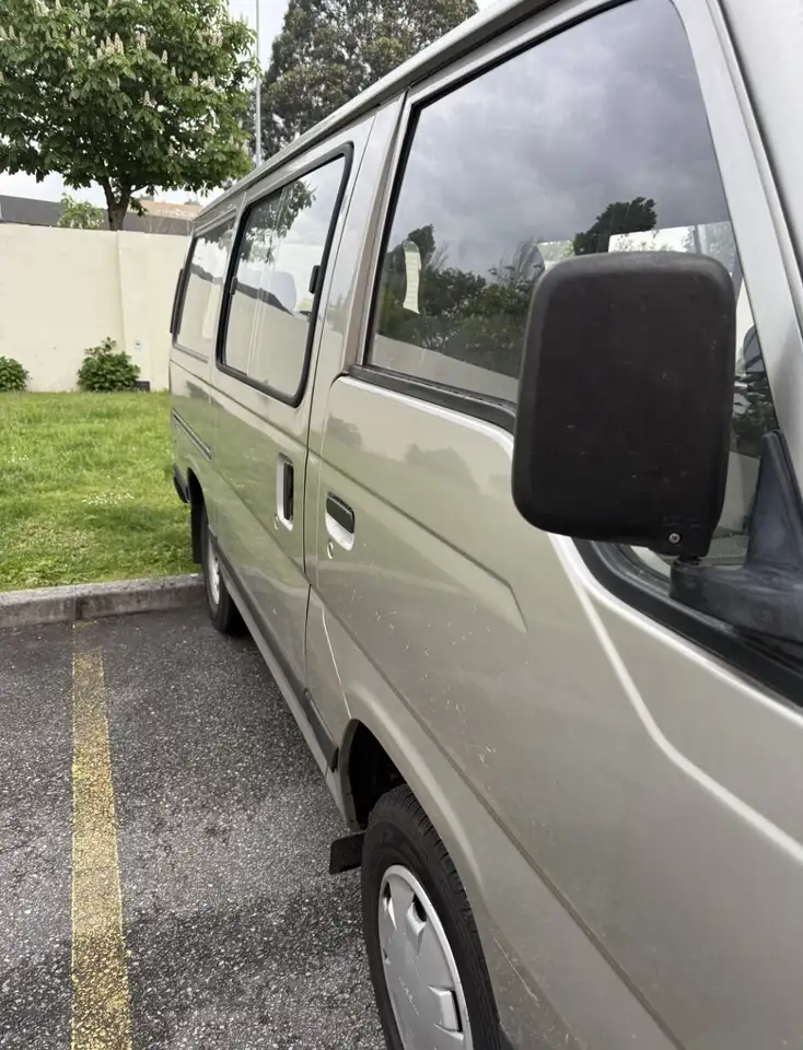 Nissan Urvan 2,3, foto 2
