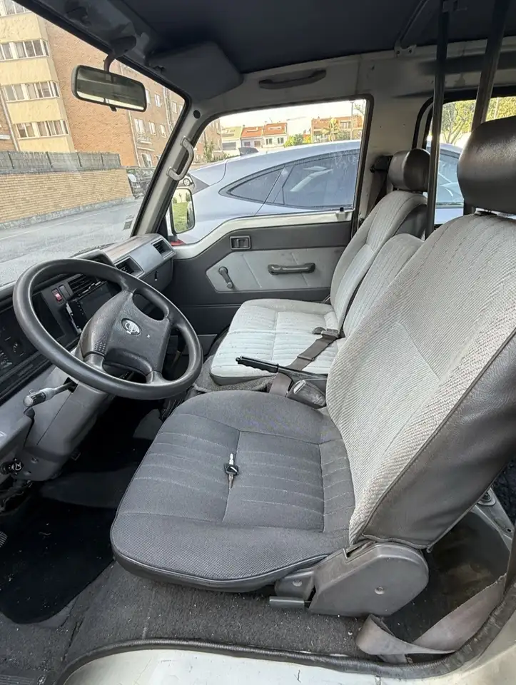 Nissan Urvan 2,3, foto 7