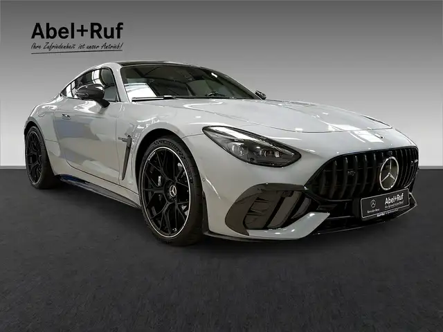 Mercedes-Benz Amg GT view 3