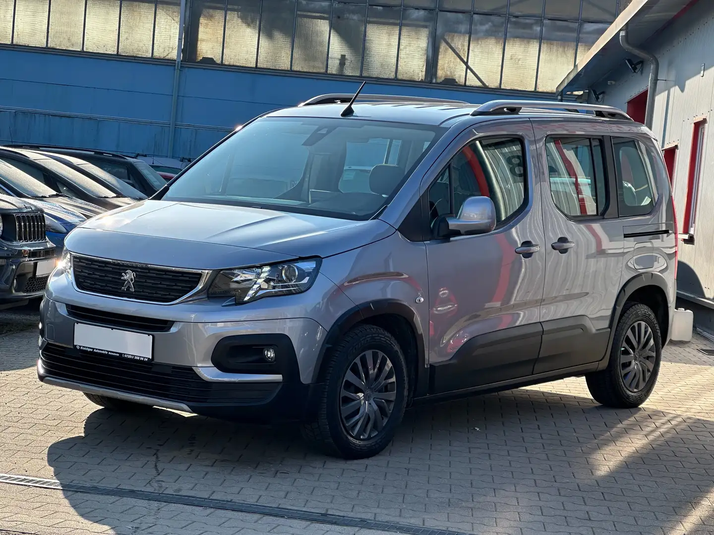 Peugeot Rifter 1.5 BlueHDI*WEBASTO-Standhzg*Klimaaut*2xSchiebetur Gris - 1