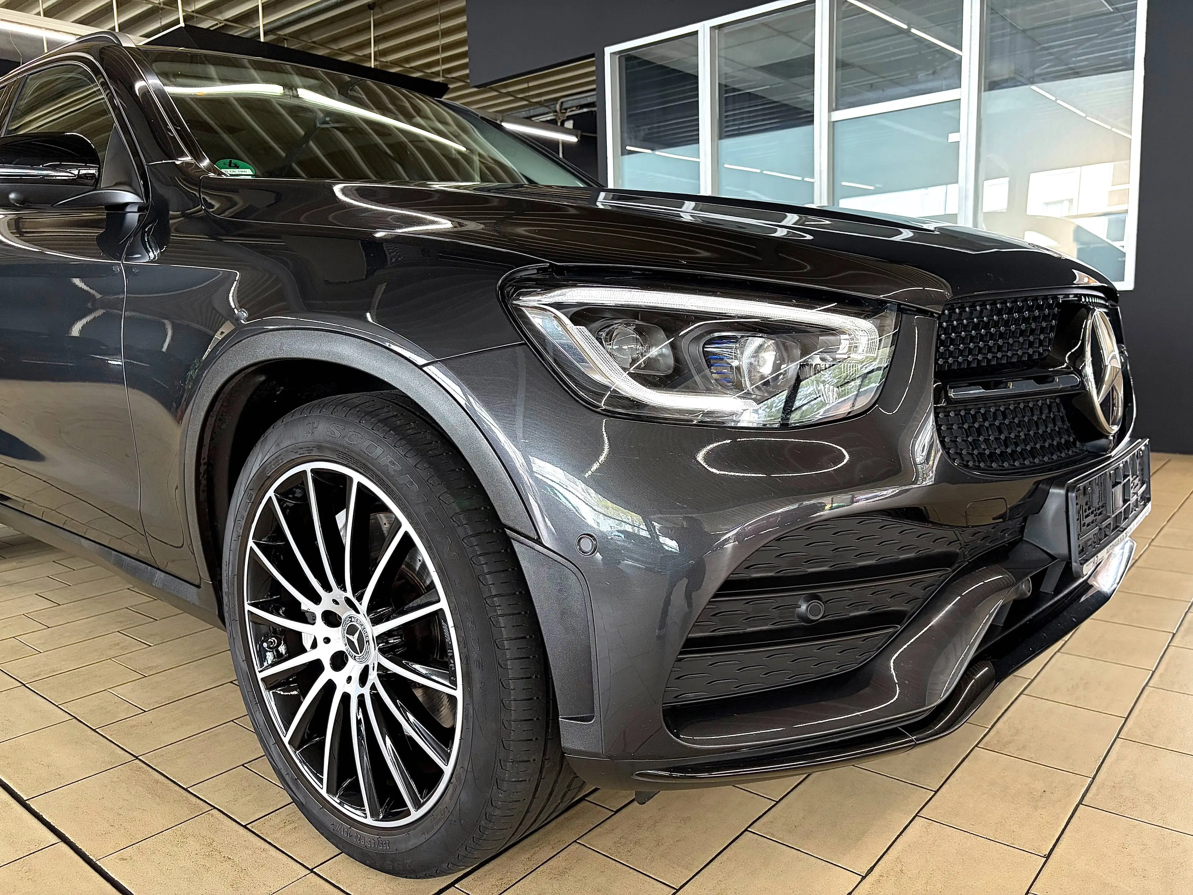 Mercedes-Benz GLC 400 GLC 400d 4M *AMG-LINE+HUD+NAVI+LEDER+PANORAMA+LED+20'AMG* — photo 6
